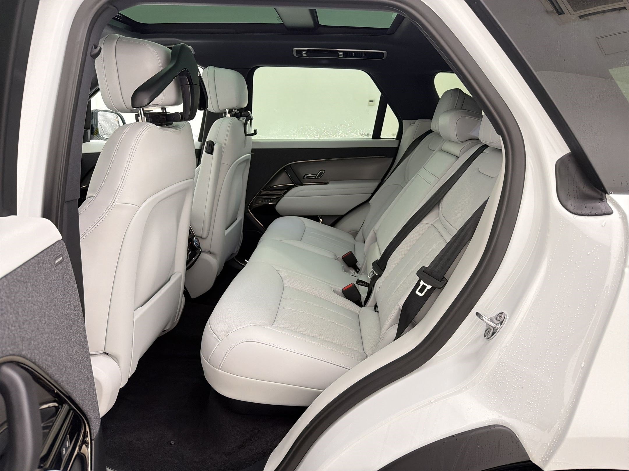 2026 Land Rover Range Rover Sport SE - Photo 21