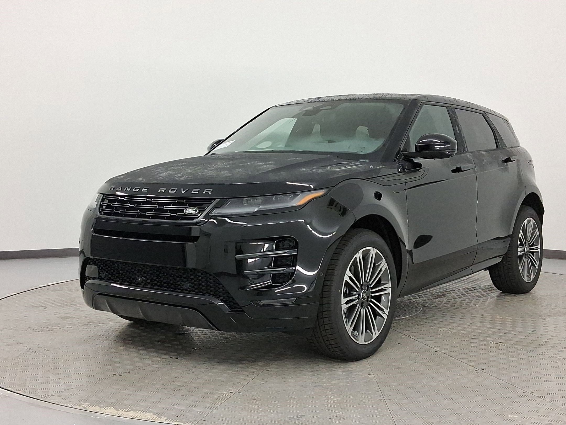 2026 Land Rover Range Rover Evoque Dynamic SE's photo