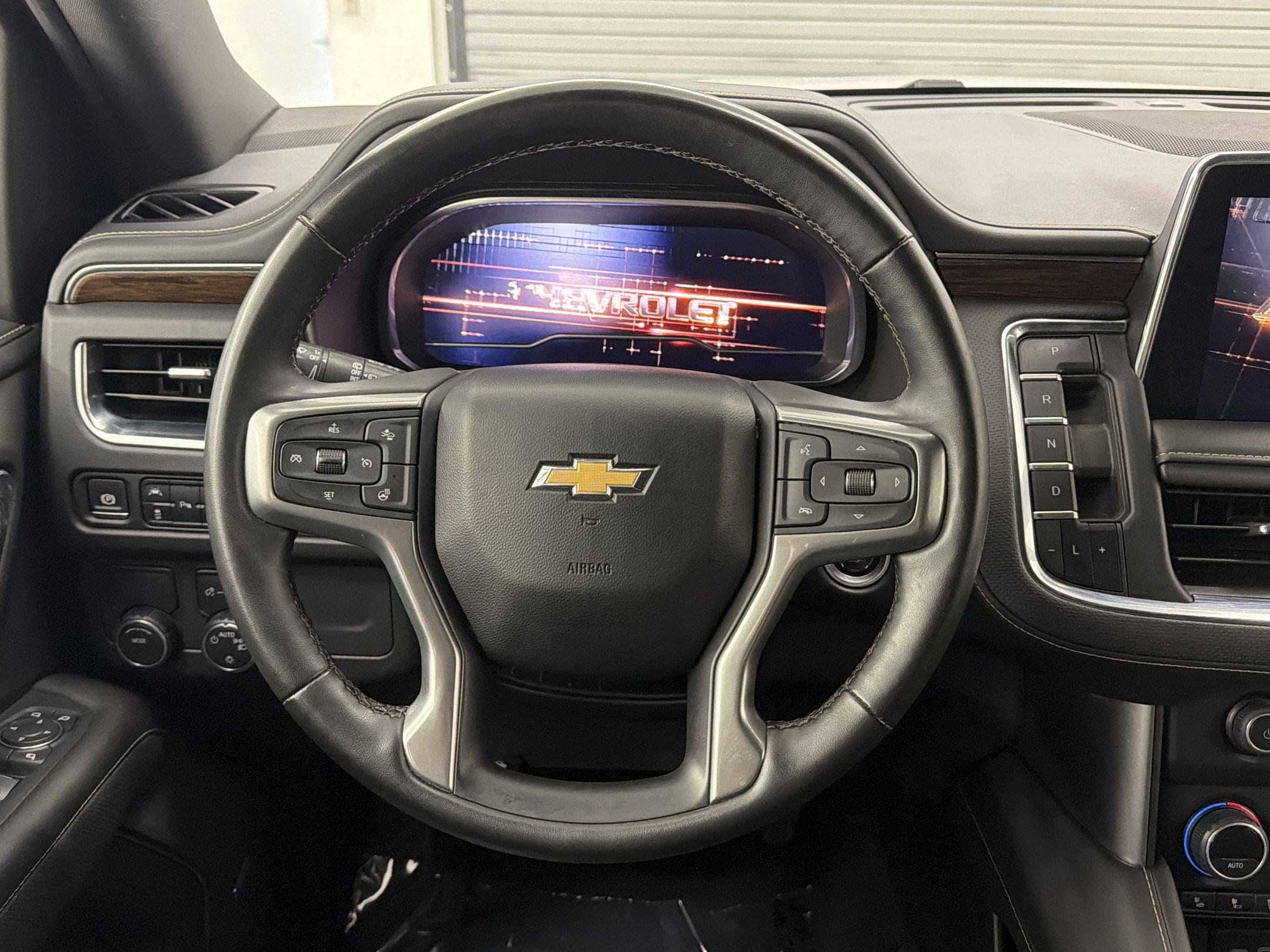 2024 Chevrolet Suburban Premier - Photo 11