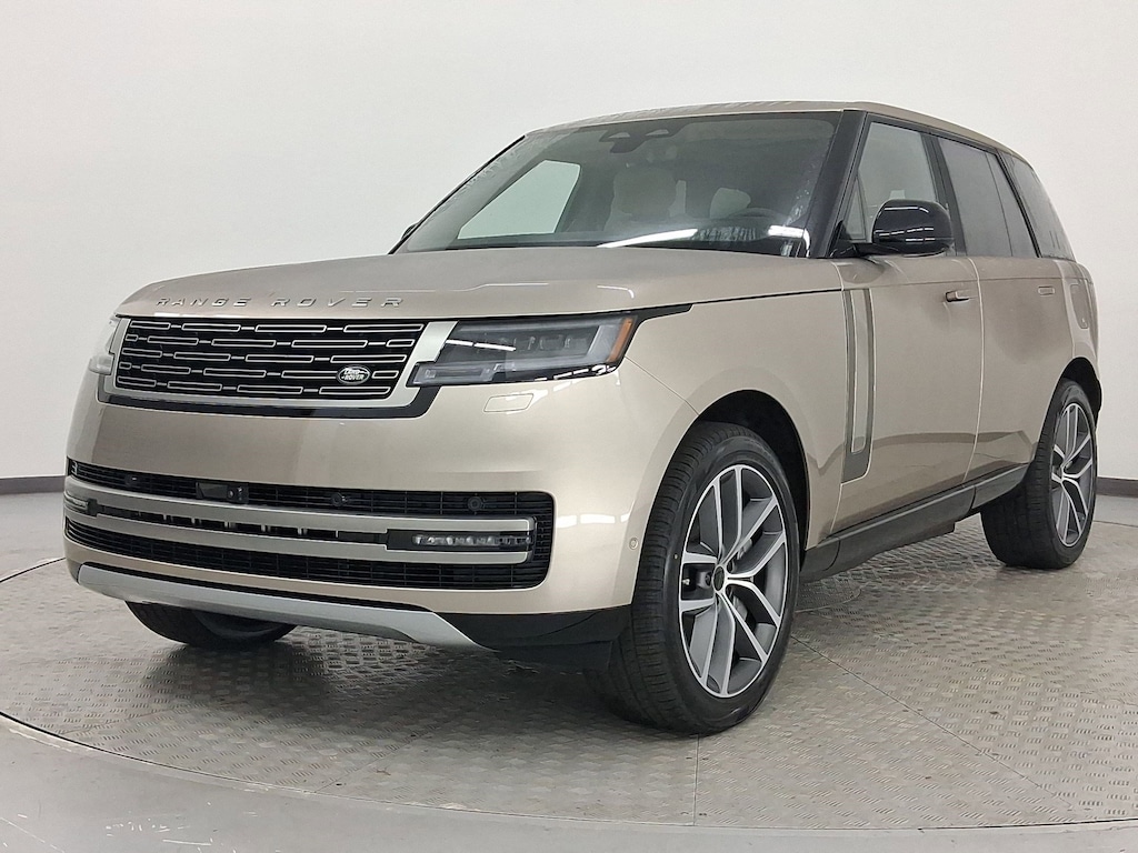 New 2026 Land Rover Range Rover P550e SE SUV