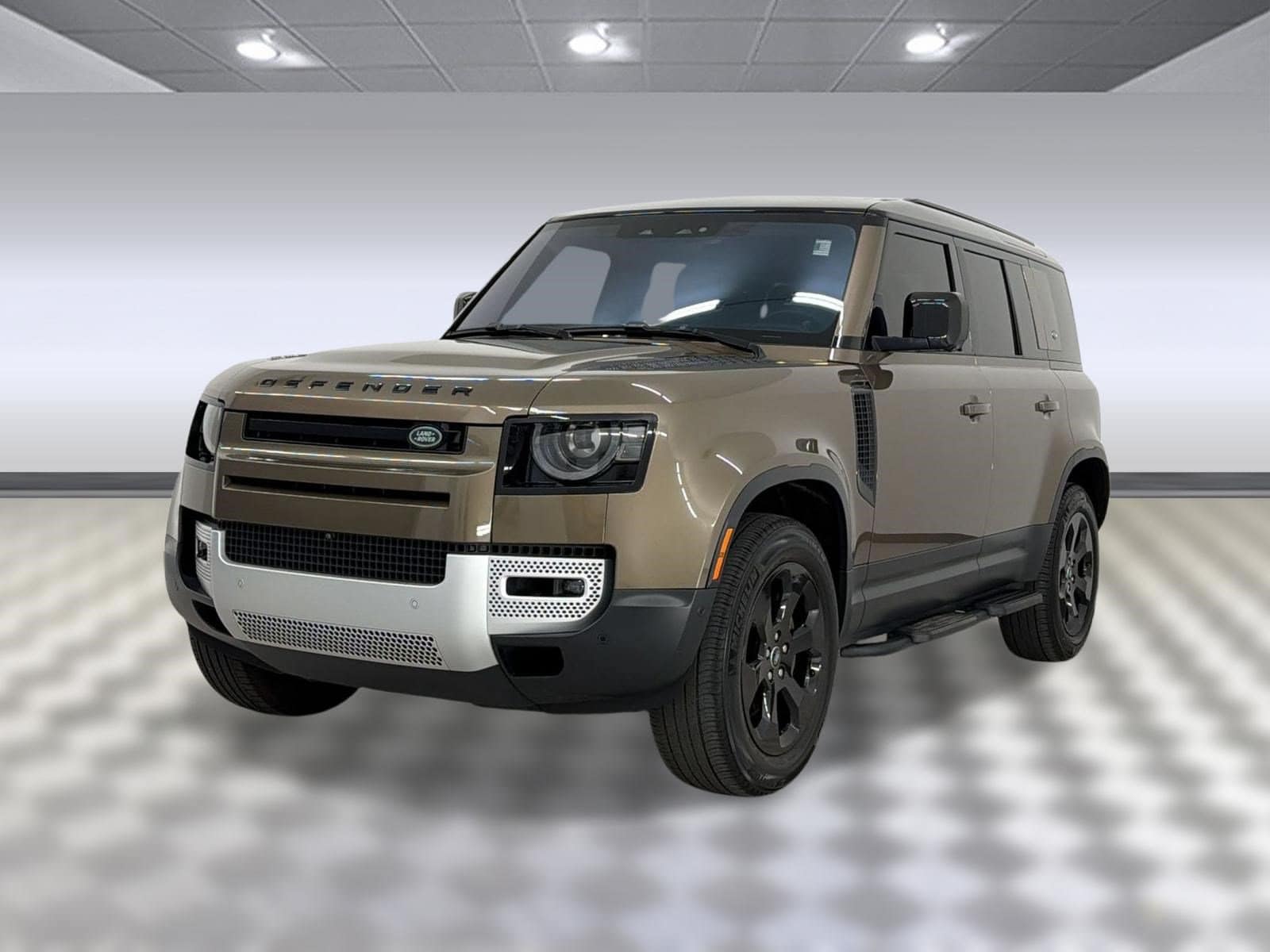 2020 Land Rover Defender SE's photo