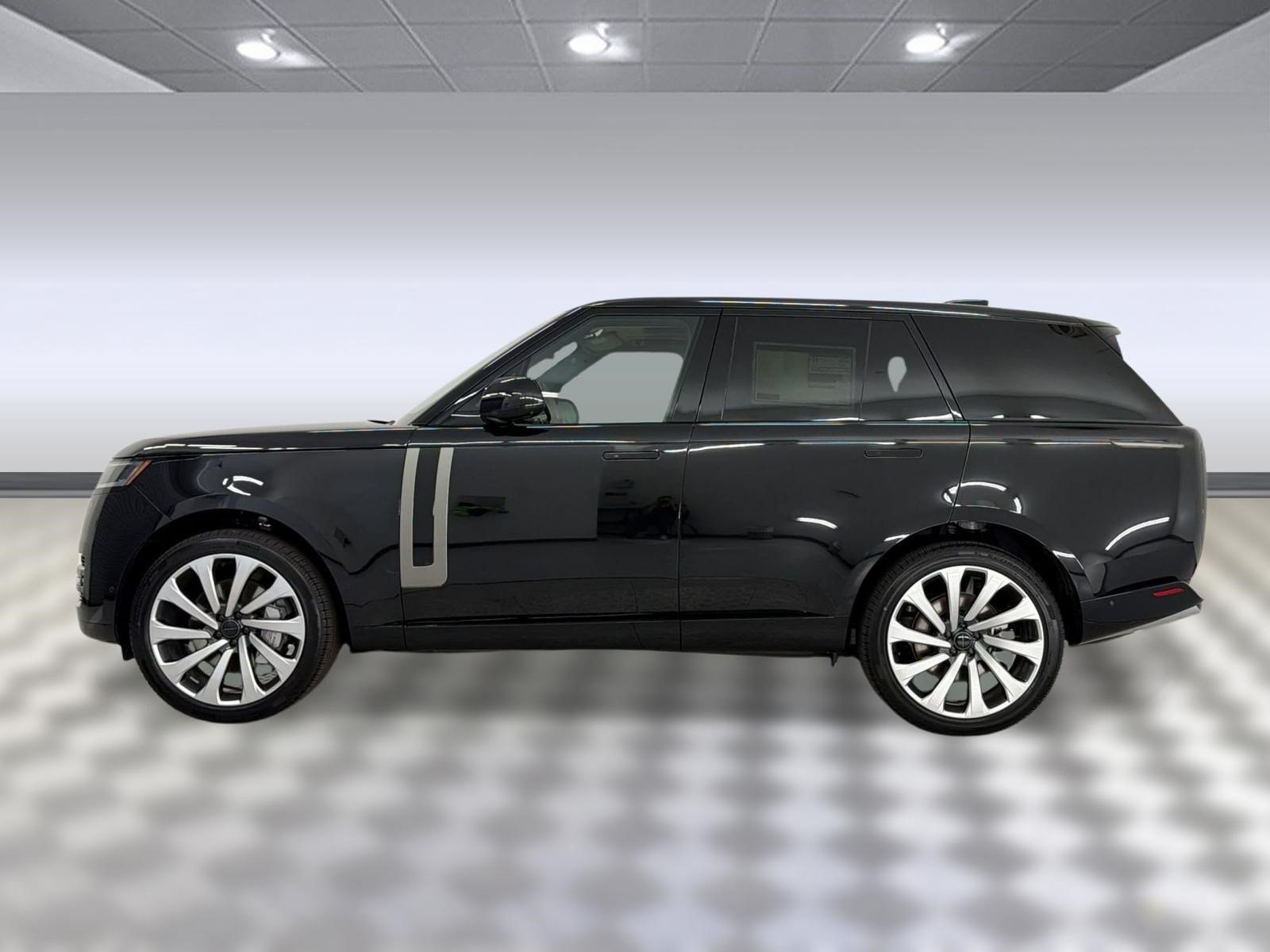 2026 Land Rover Range Rover SE SUV