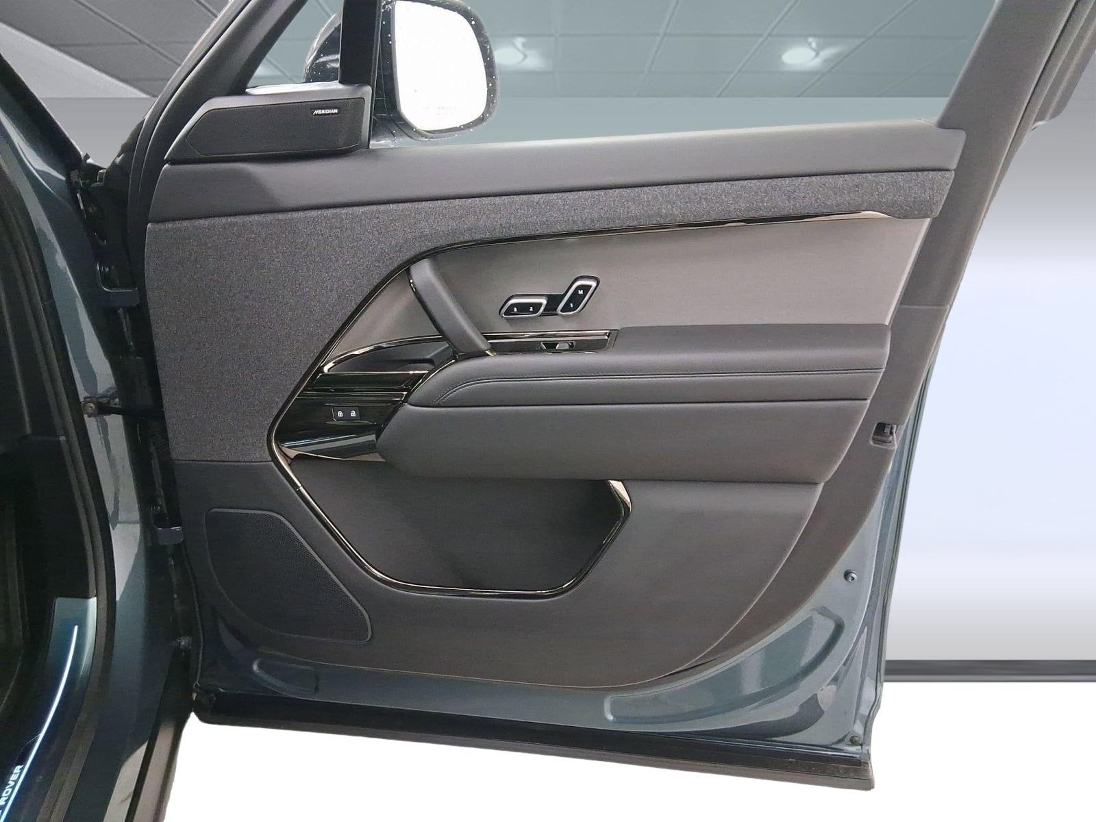 2025 Land Rover Range Rover Sport Dynamic SE - Photo 30