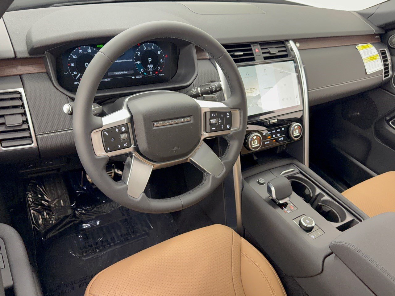 2026 Land Rover Discovery Dynamic SE SUV