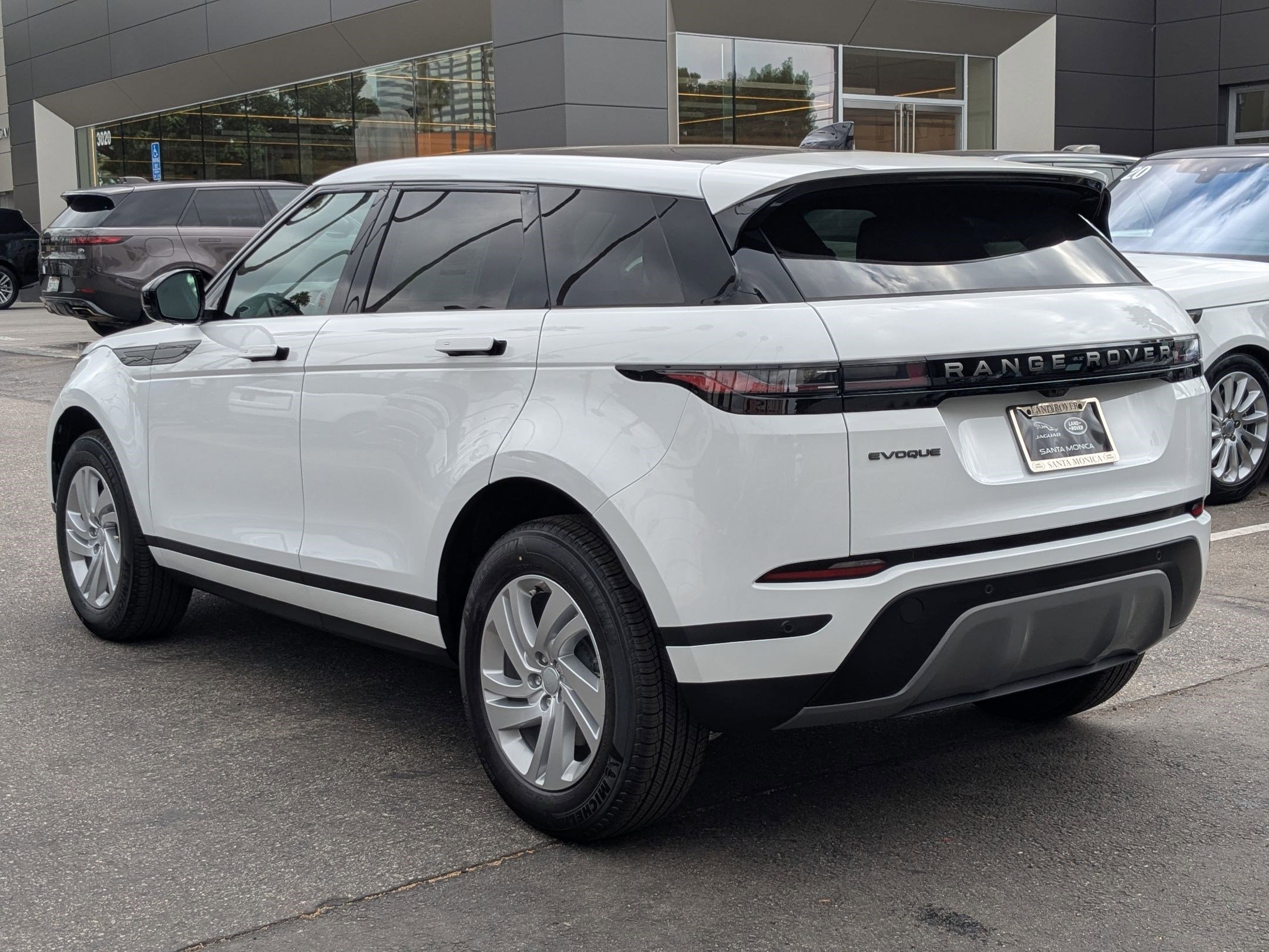2026 Land Rover Range Rover Evoque S photo 2