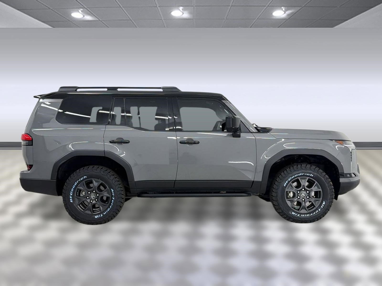 2024 LEXUS GX 550 Overtrail+ photo 3