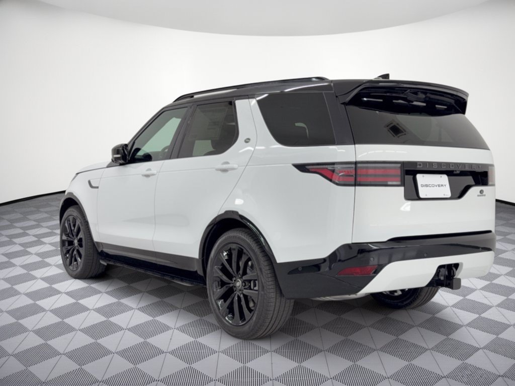 2026 Land Rover Discovery Dynamic SE SUV