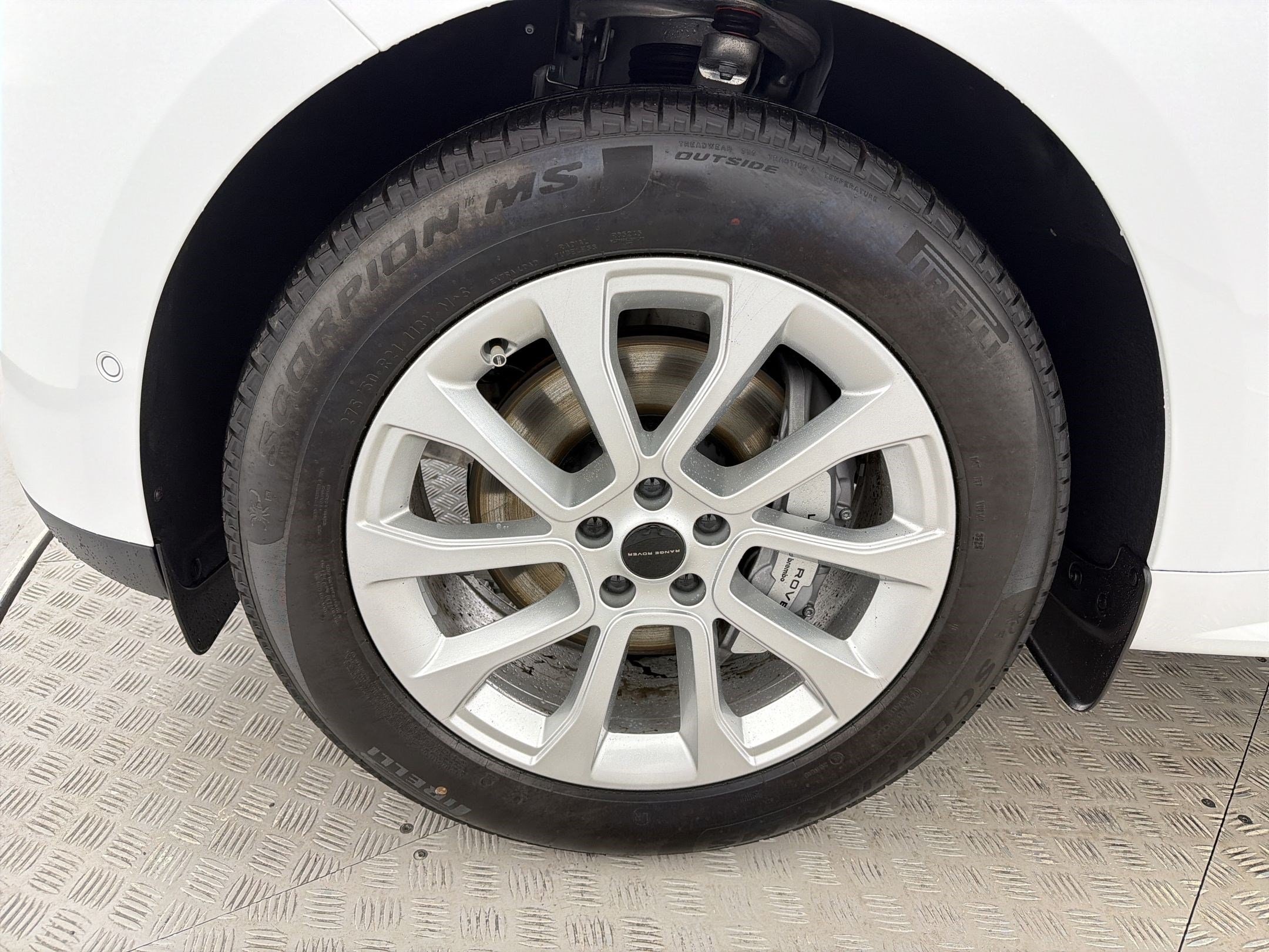 2026 Land Rover Range Rover Sport SE - Photo 12