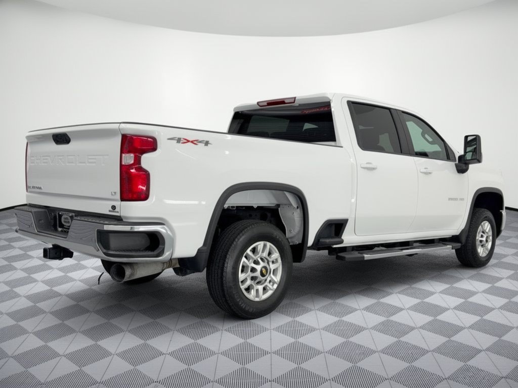 2025 Chevrolet Silverado 2500HD LT - Photo 9