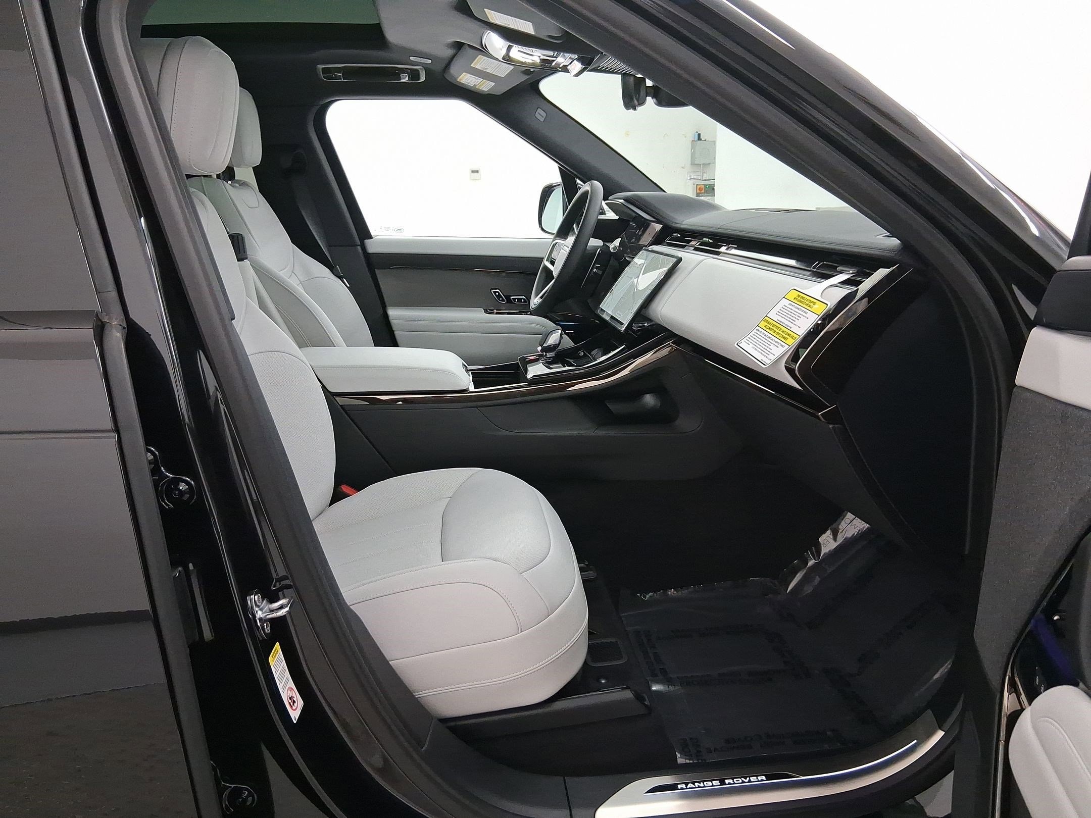 2026 Land Rover Range Rover Sport SE - Photo 30