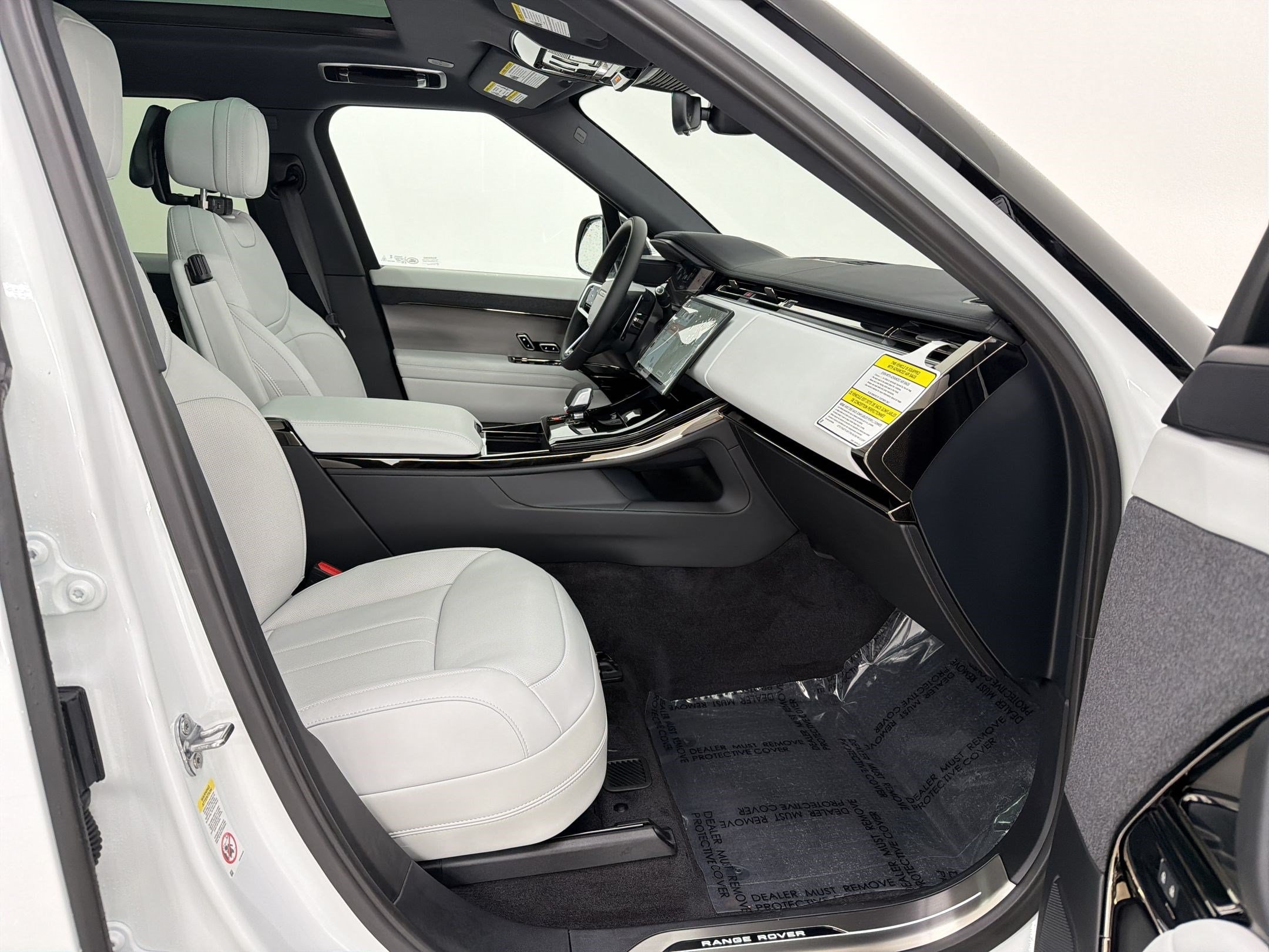2026 Land Rover Range Rover Sport SE - Photo 23