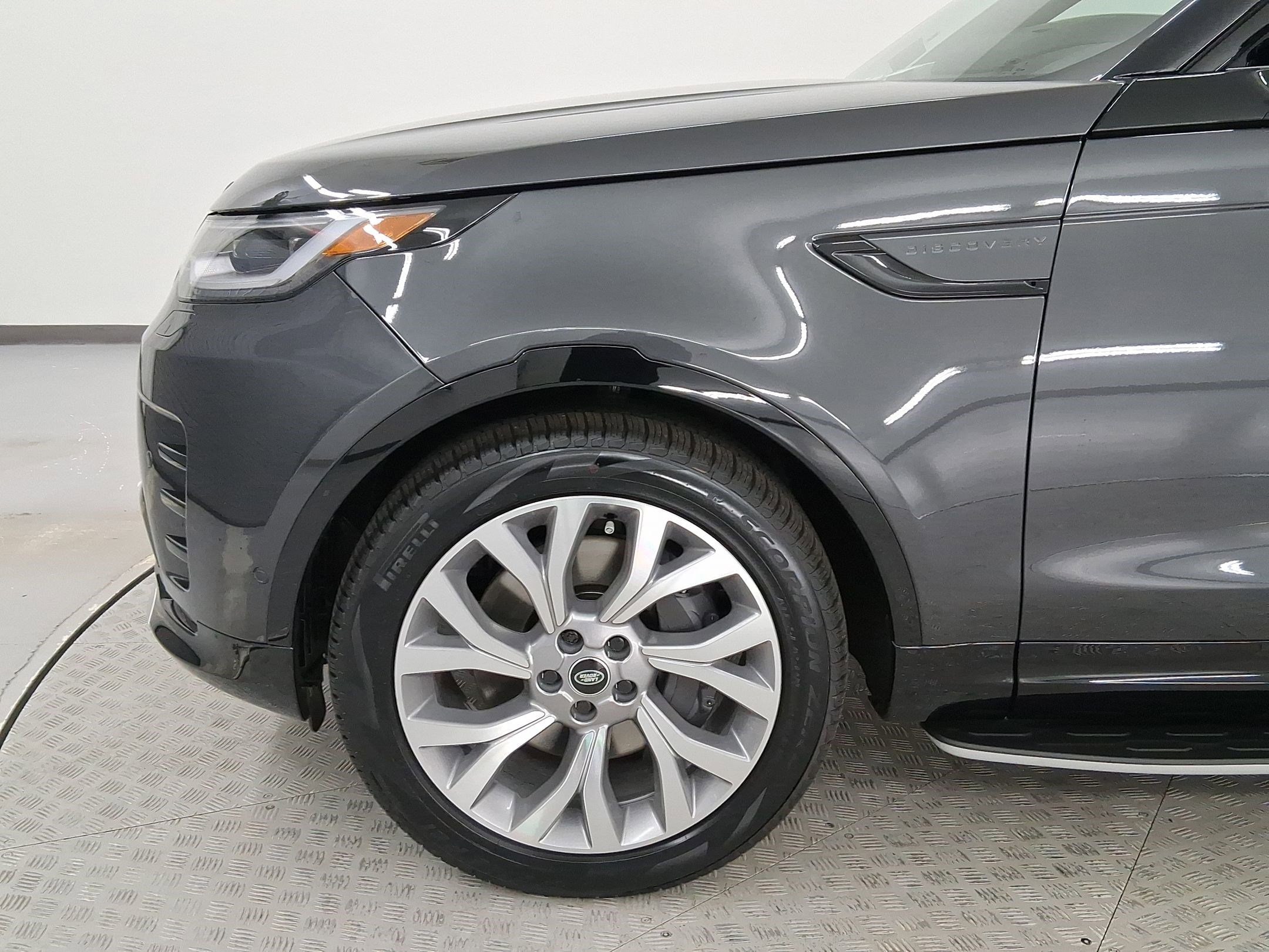 2026 Land Rover Discovery Gemini Edition - Photo 11
