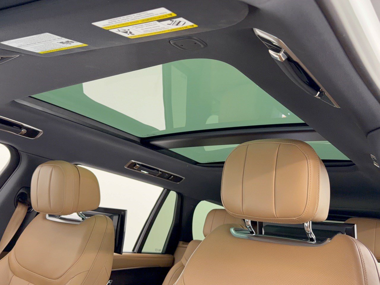 2023 Land Rover Range Rover SE - Photo 26