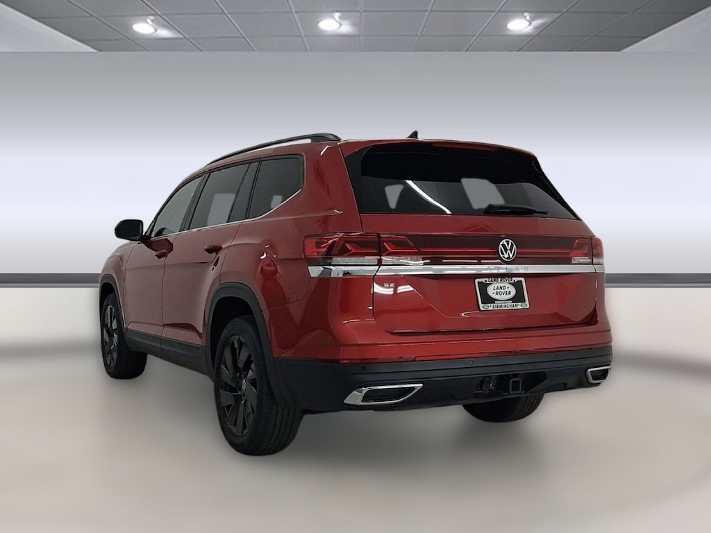 Used 2024 Volkswagen Atlas 2.0T SE w/Technology SUV