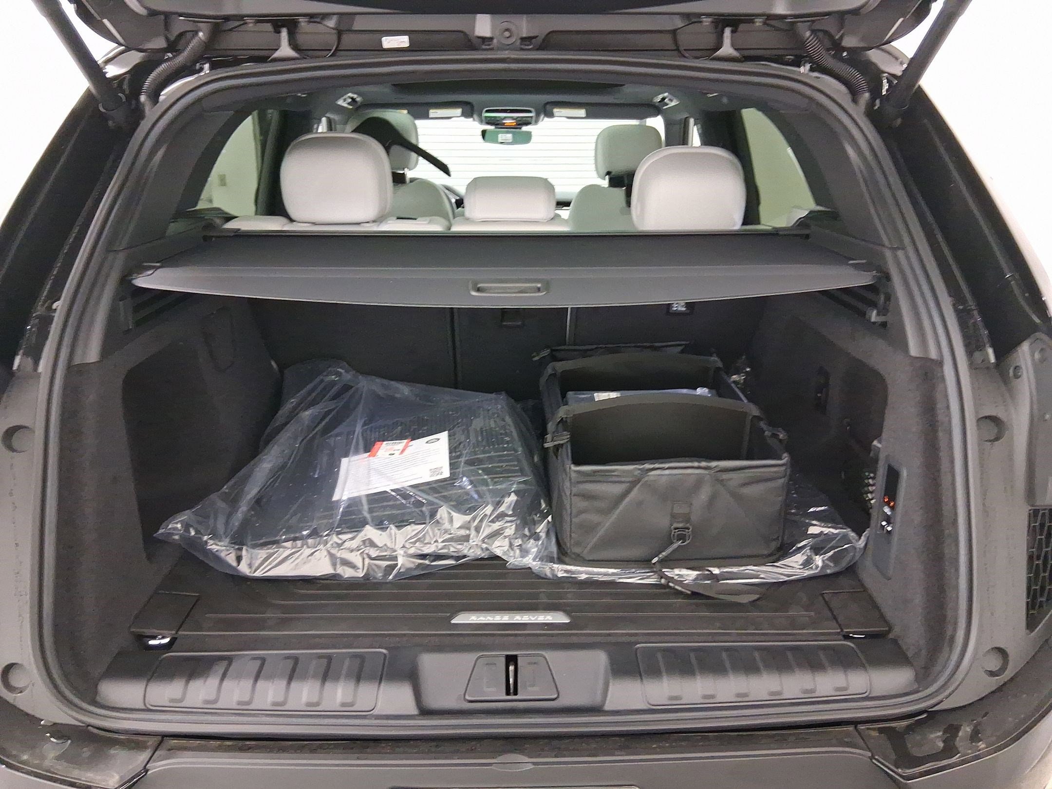 2026 Land Rover Range Rover Sport SE - Photo 29