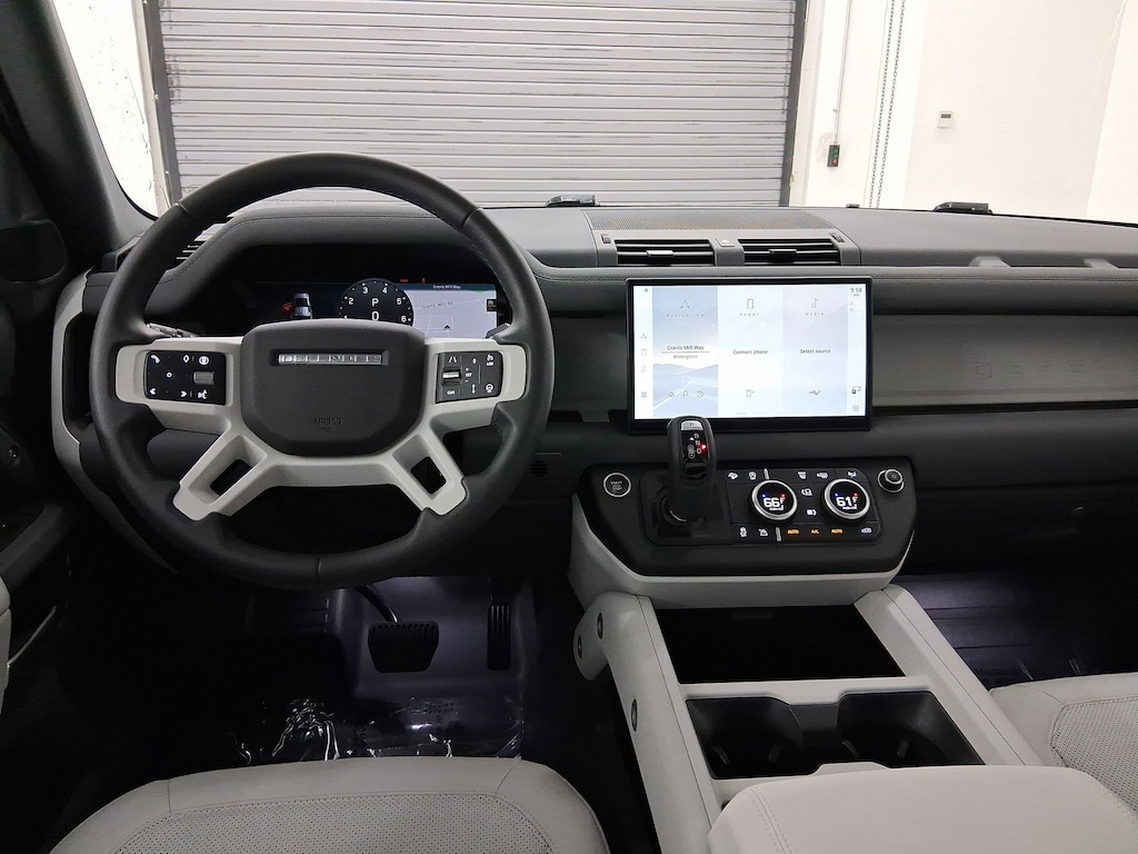 New 2025 Land Rover Defender 110 S SUV