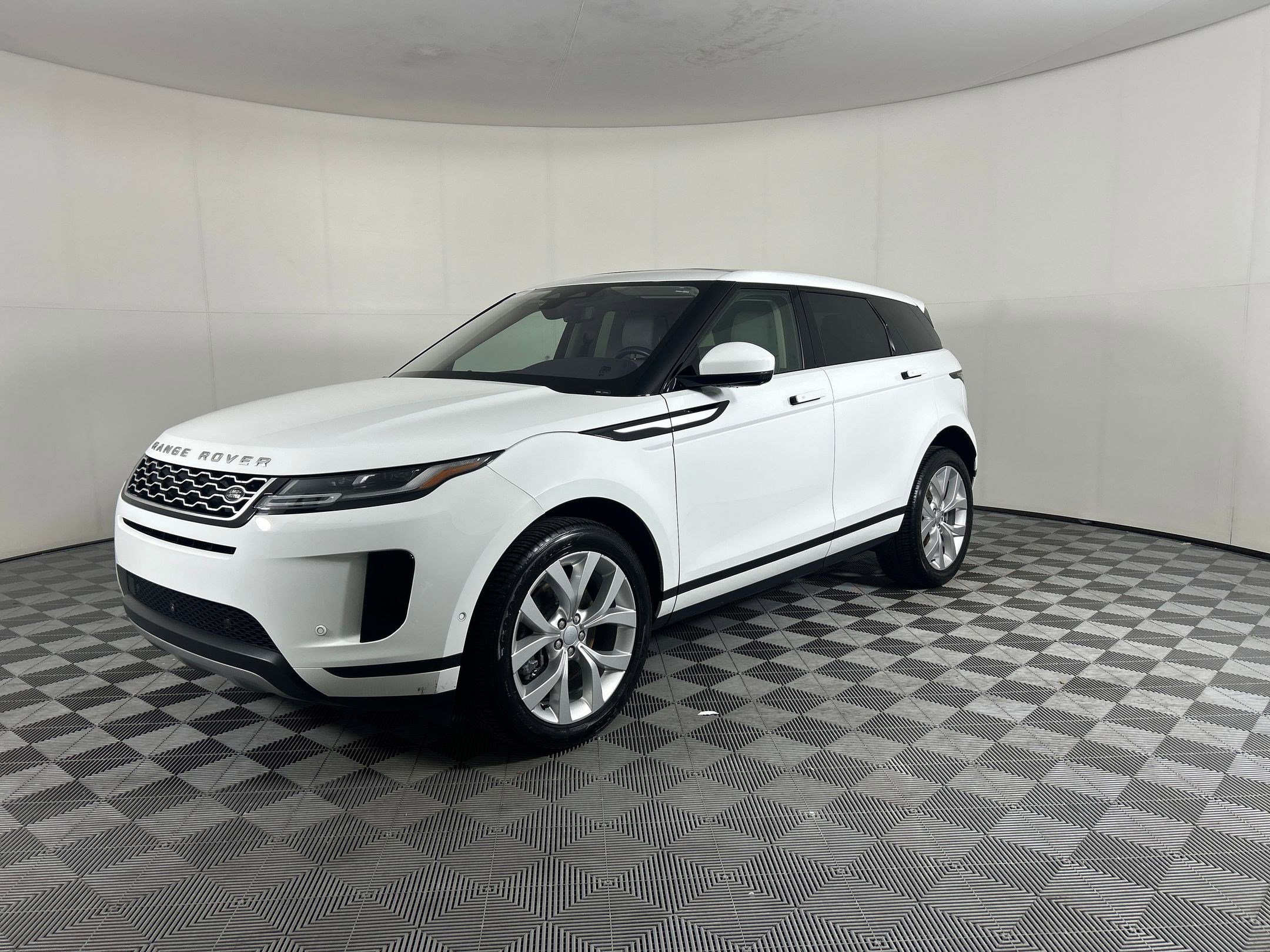 2021 Land Rover Range Rover Evoque SE
