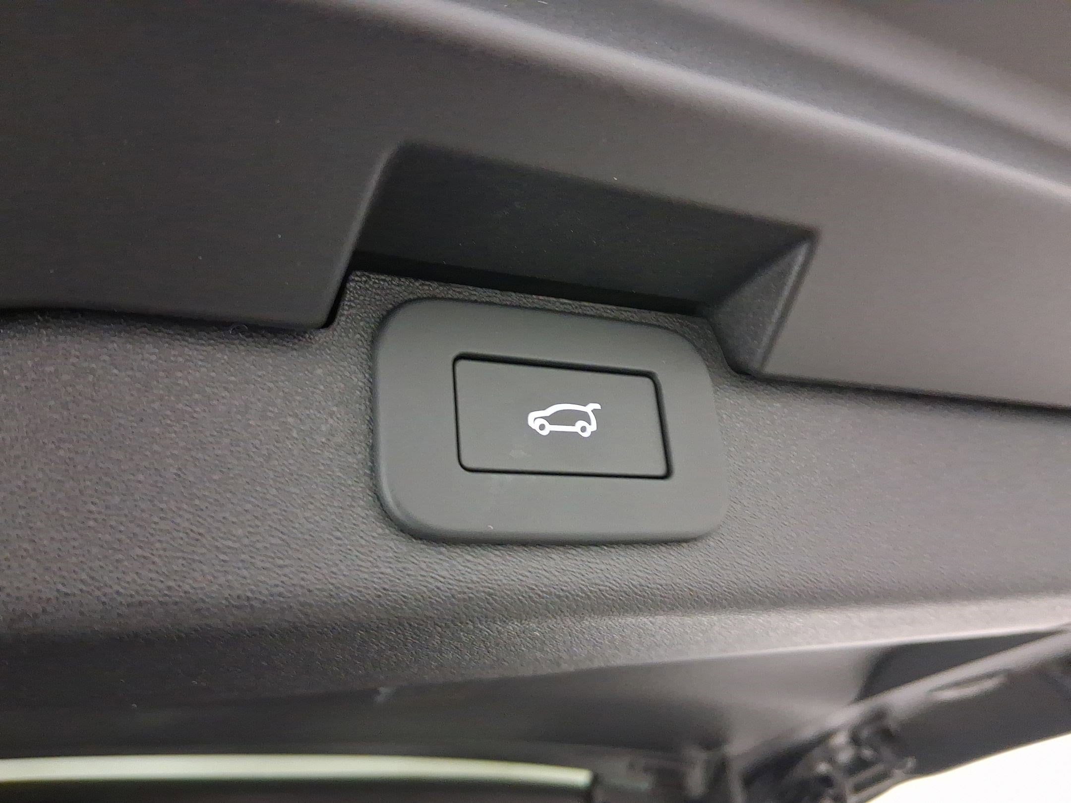 2026 Land Rover Discovery Gemini Edition - Photo 30