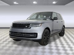 2026 Land Rover Range Rover P550e SE SUV
