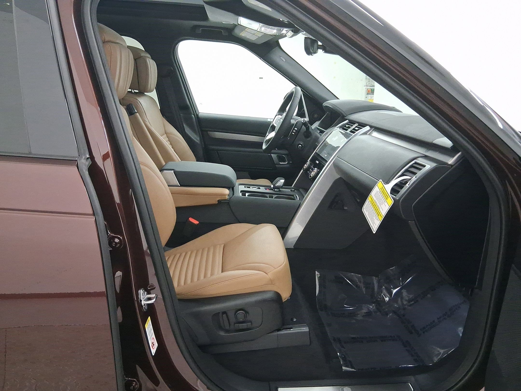 2026 Land Rover Discovery Gemini Edition - Photo 32