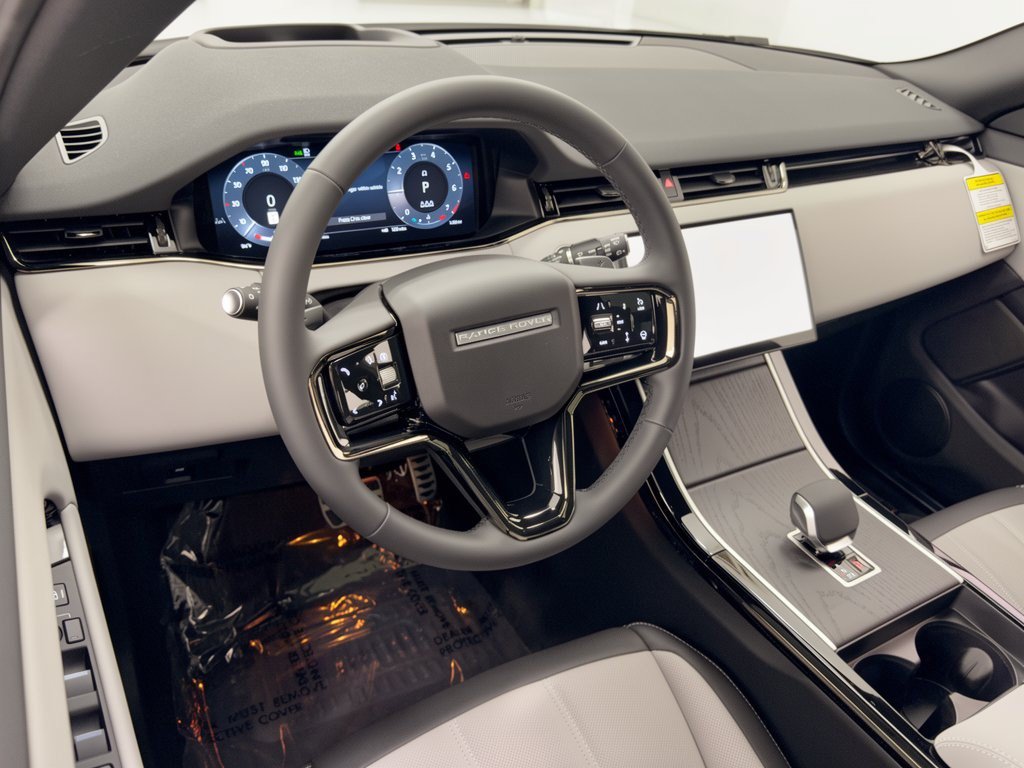 2026 Land Rover Range Rover Evoque Hoxton Edition SUV