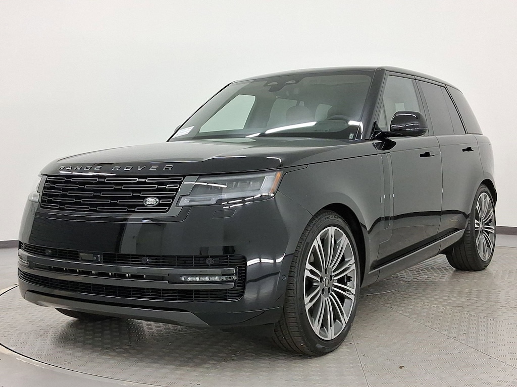 New 2025 Land Rover Range Rover P400 SE SUV