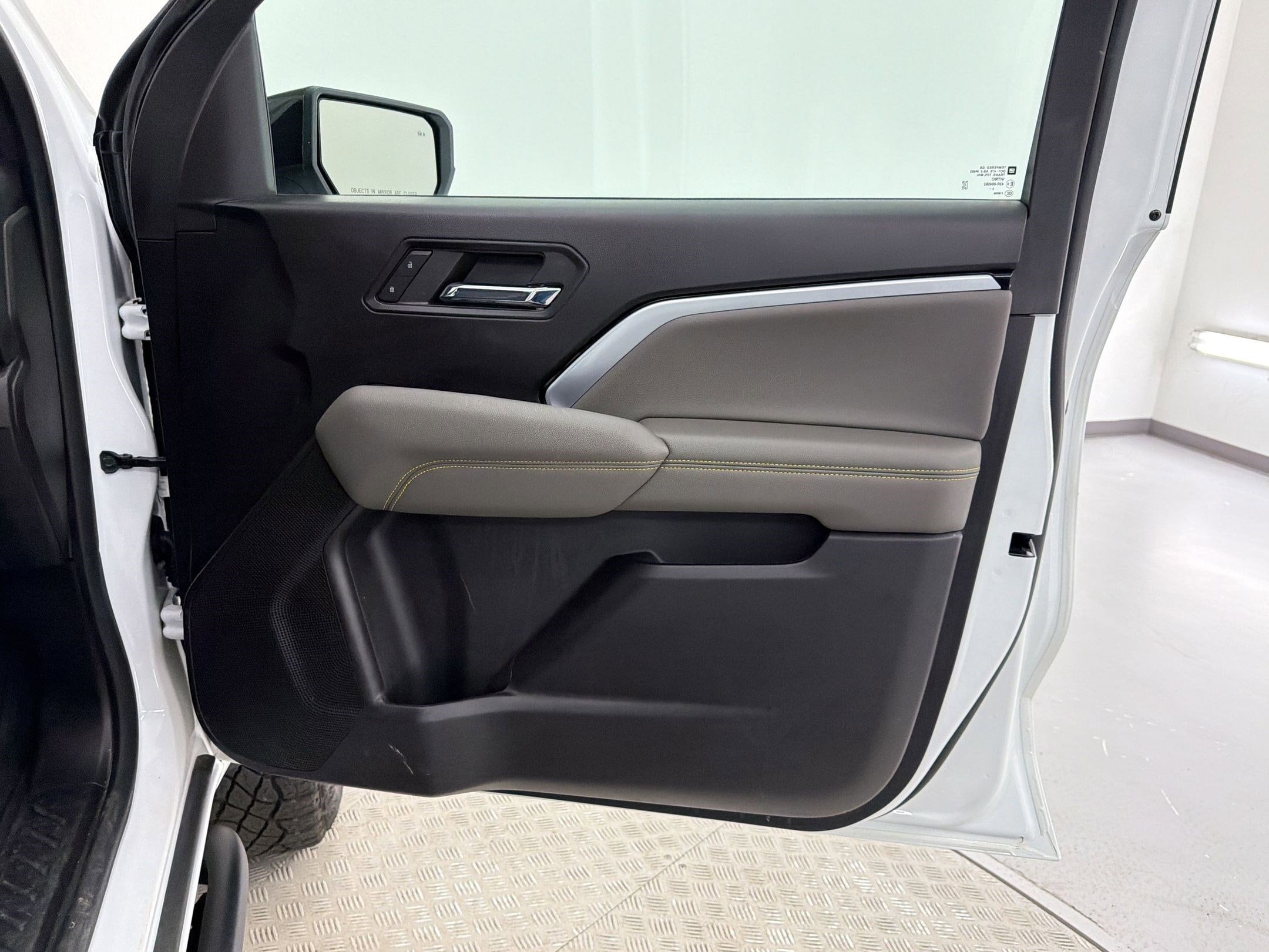 2023 Chevrolet Colorado ZR2 - Photo 29