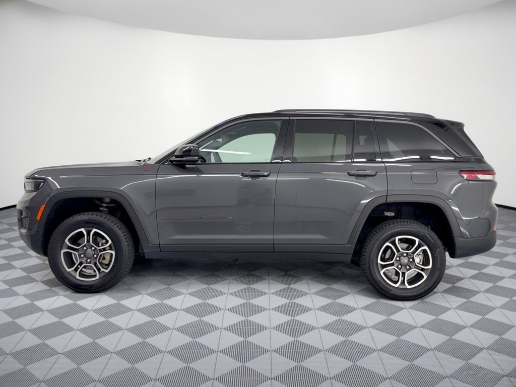 Used 2022 Jeep Grand Cherokee Trailhawk SUV