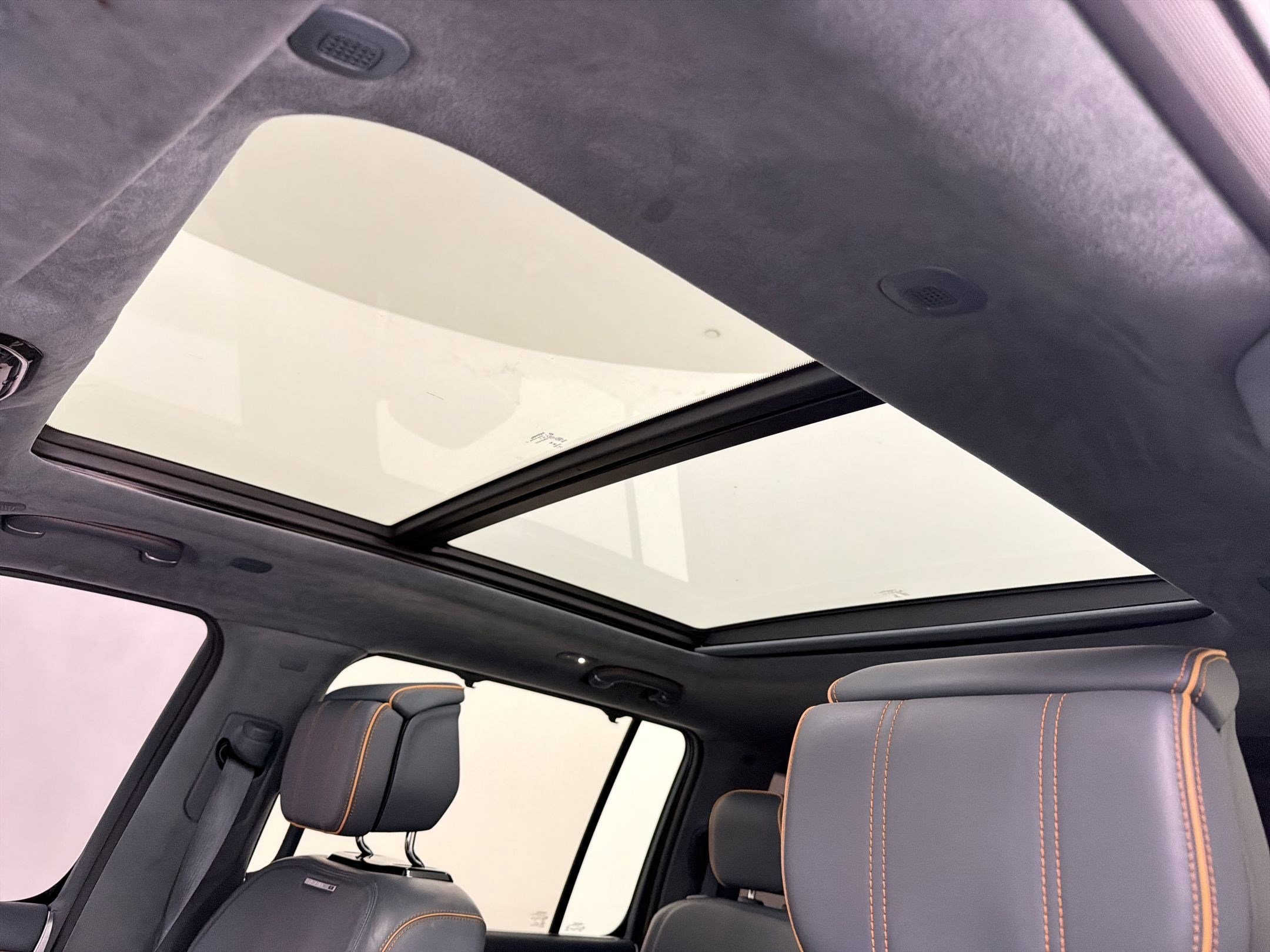 2022 Jeep Grand Wagoneer Series II - Photo 14