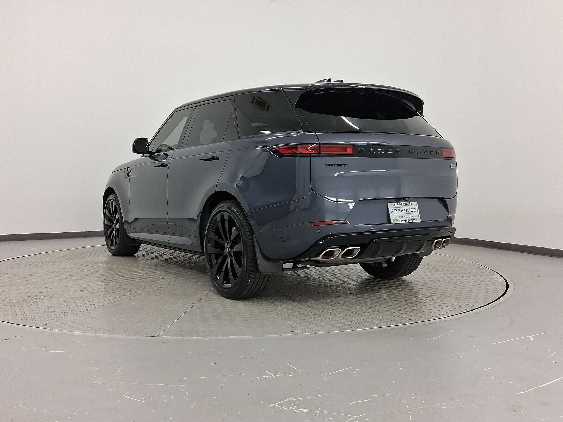 2023 Land Rover Range Rover Sport P530 First Edition photo 3