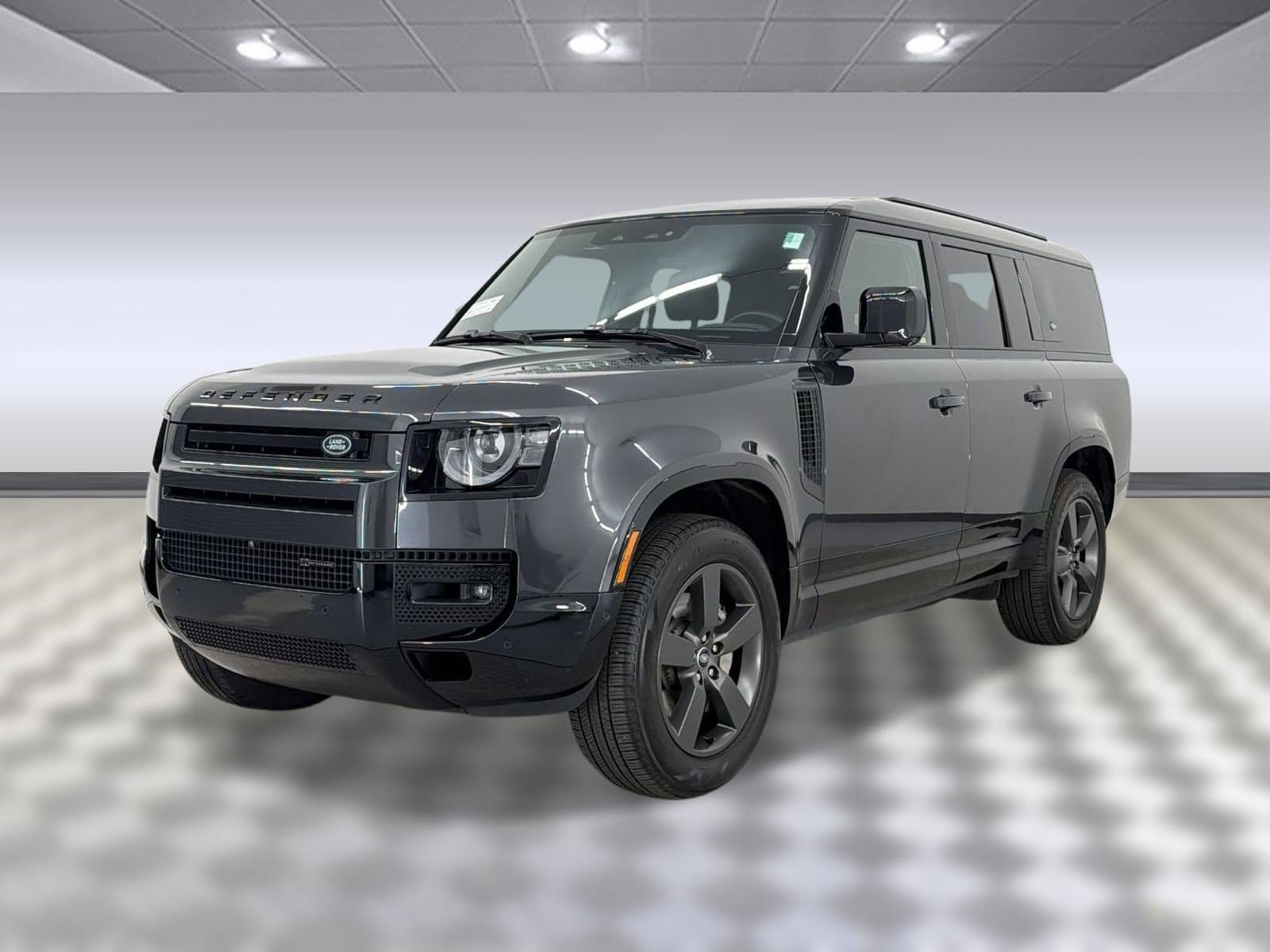 2023 Land Rover Defender X-Dynamic SE's photo