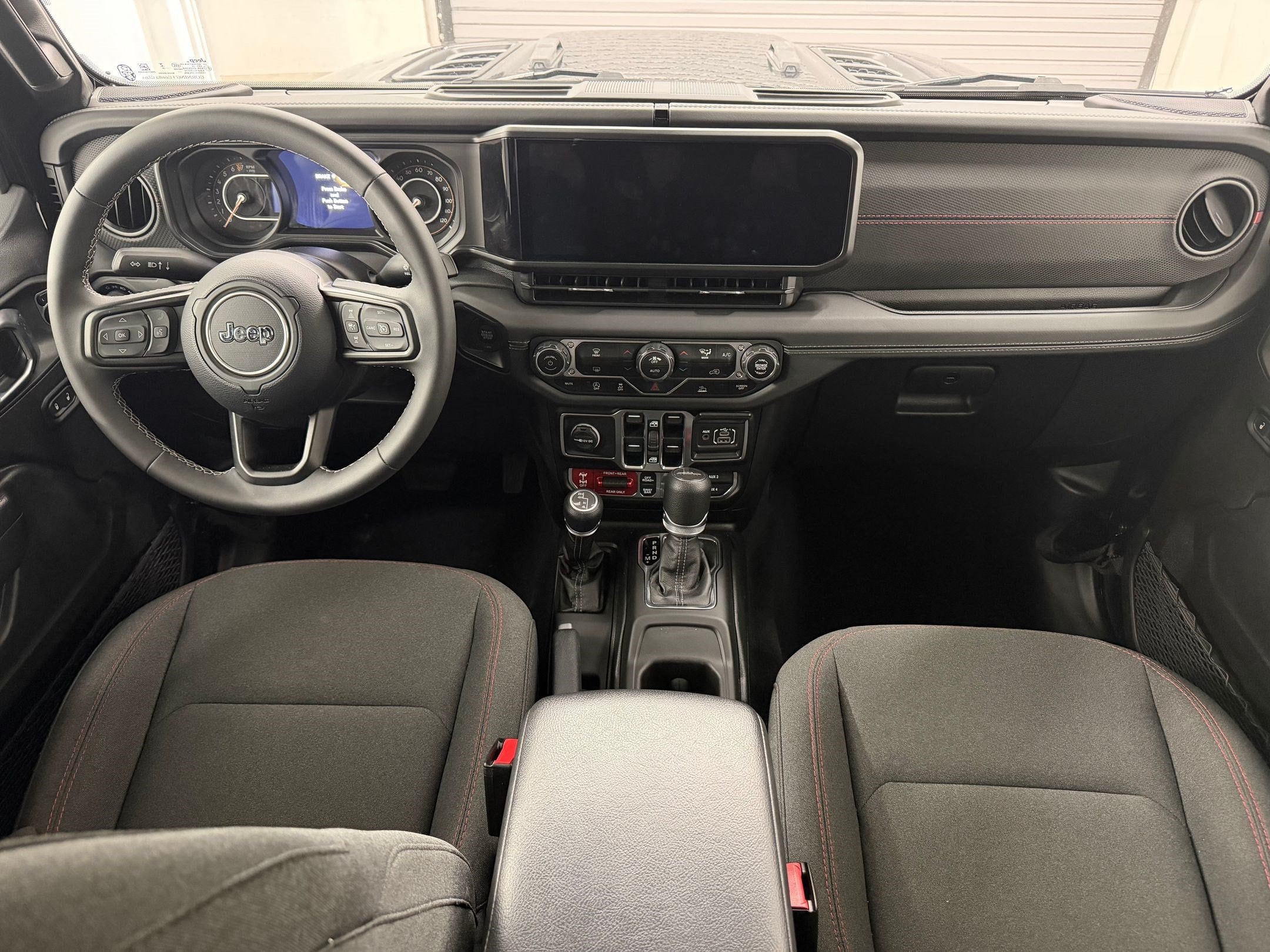 2025 Jeep Gladiator Rubicon - Photo 15
