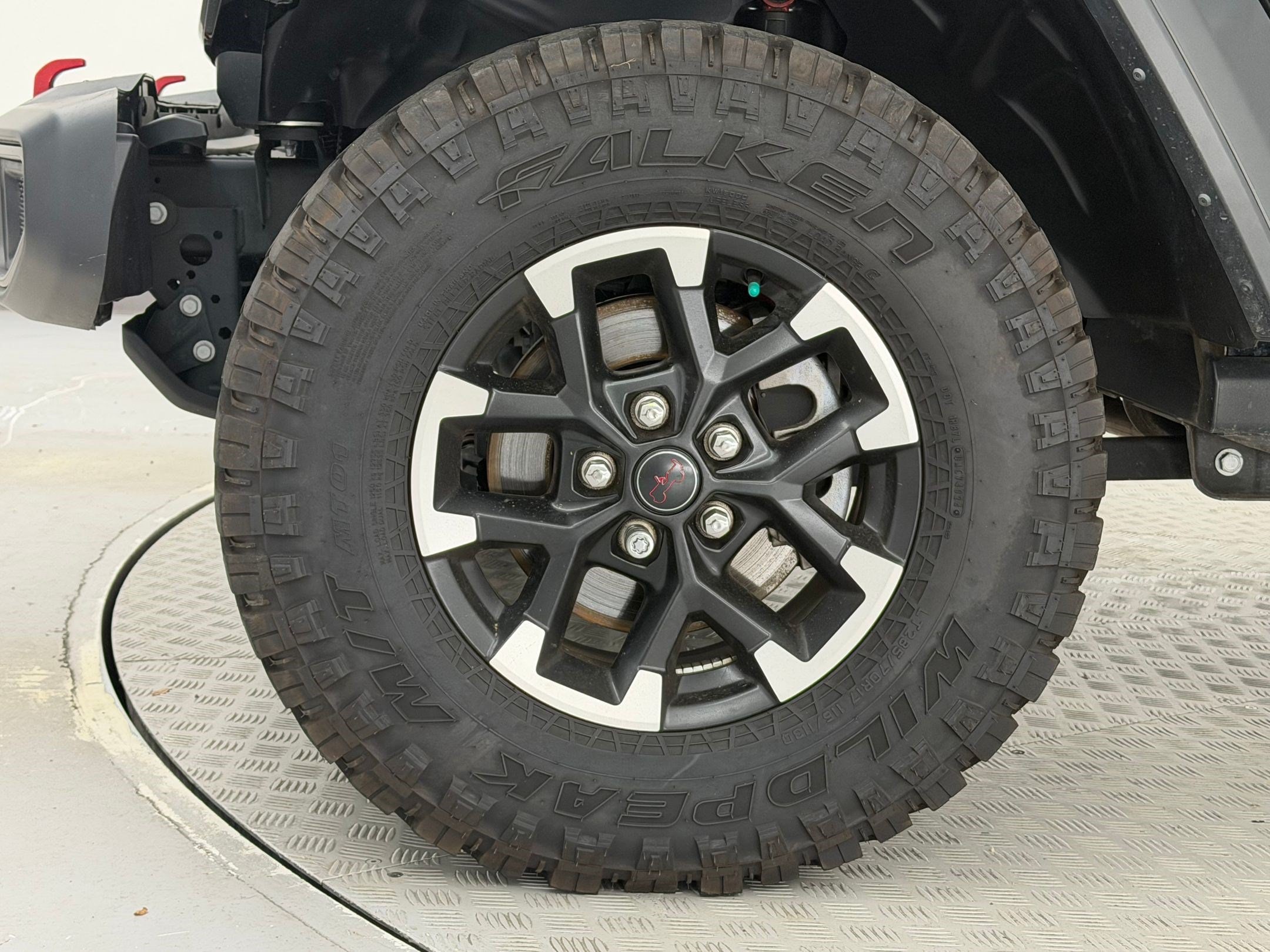 2025 Jeep Gladiator Rubicon - Photo 13