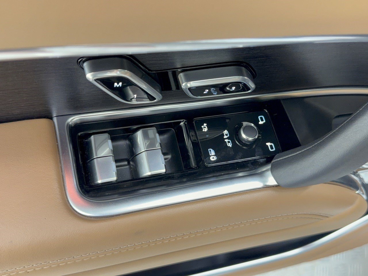 2023 Land Rover Range Rover SE - Photo 15