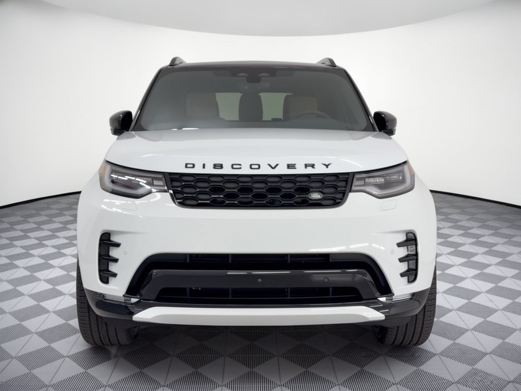 2026 Land Rover Discovery Dynamic SE SUV
