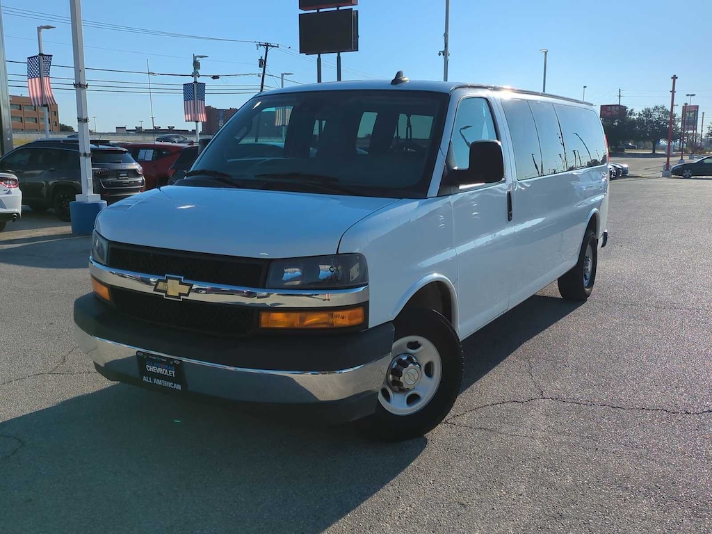 Used 2020 Chevrolet Express Passenger 3500 1LT Van
