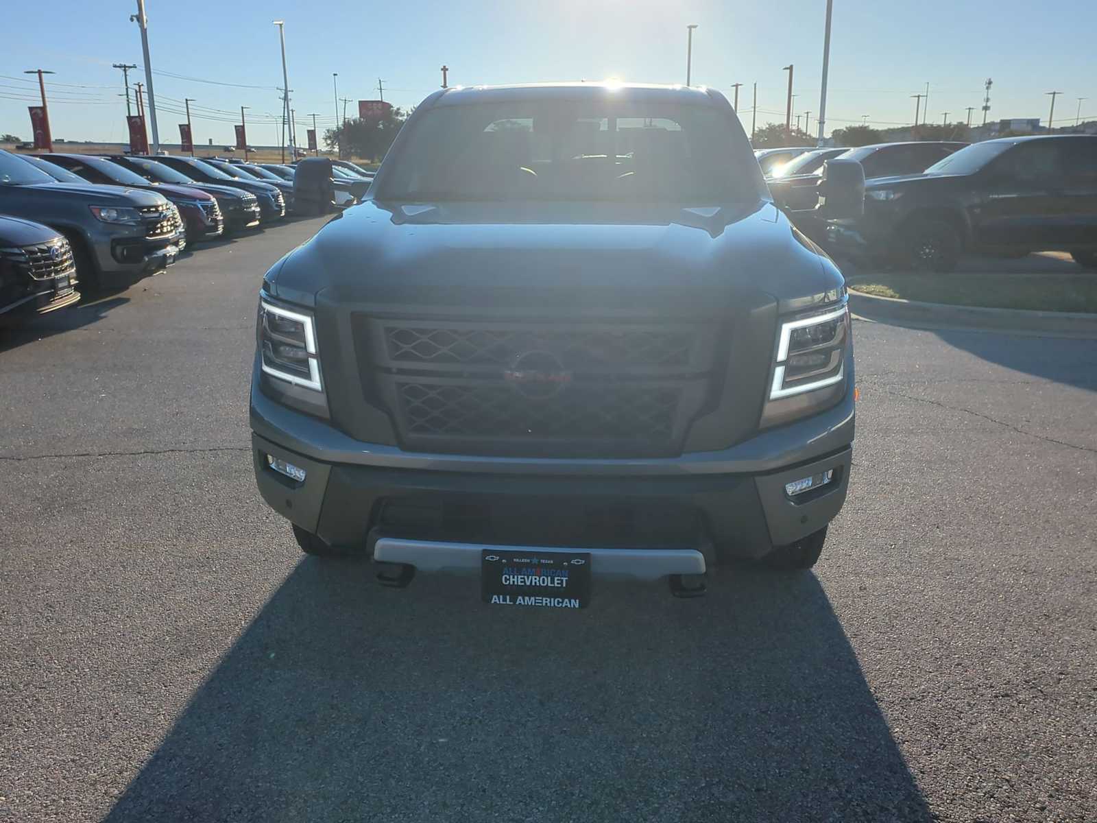 2024 Nissan Titan PRO-4X photo 2