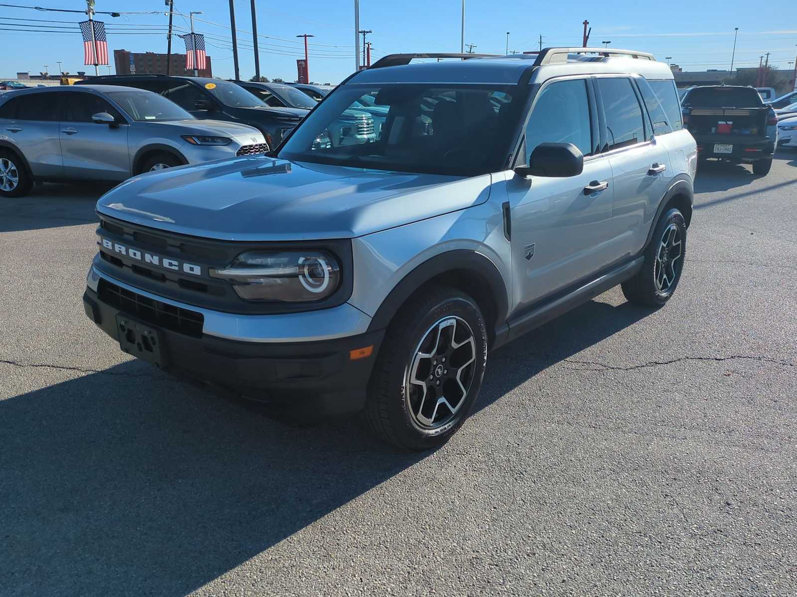 Thumbnail: 2022 Ford Bronco Sport - 4