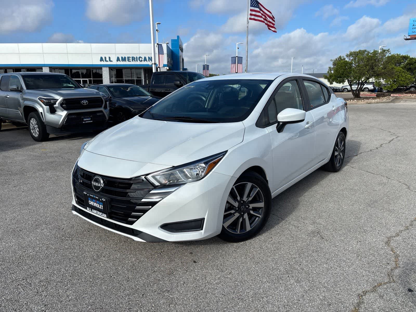 2023 Nissan Versa Sedan