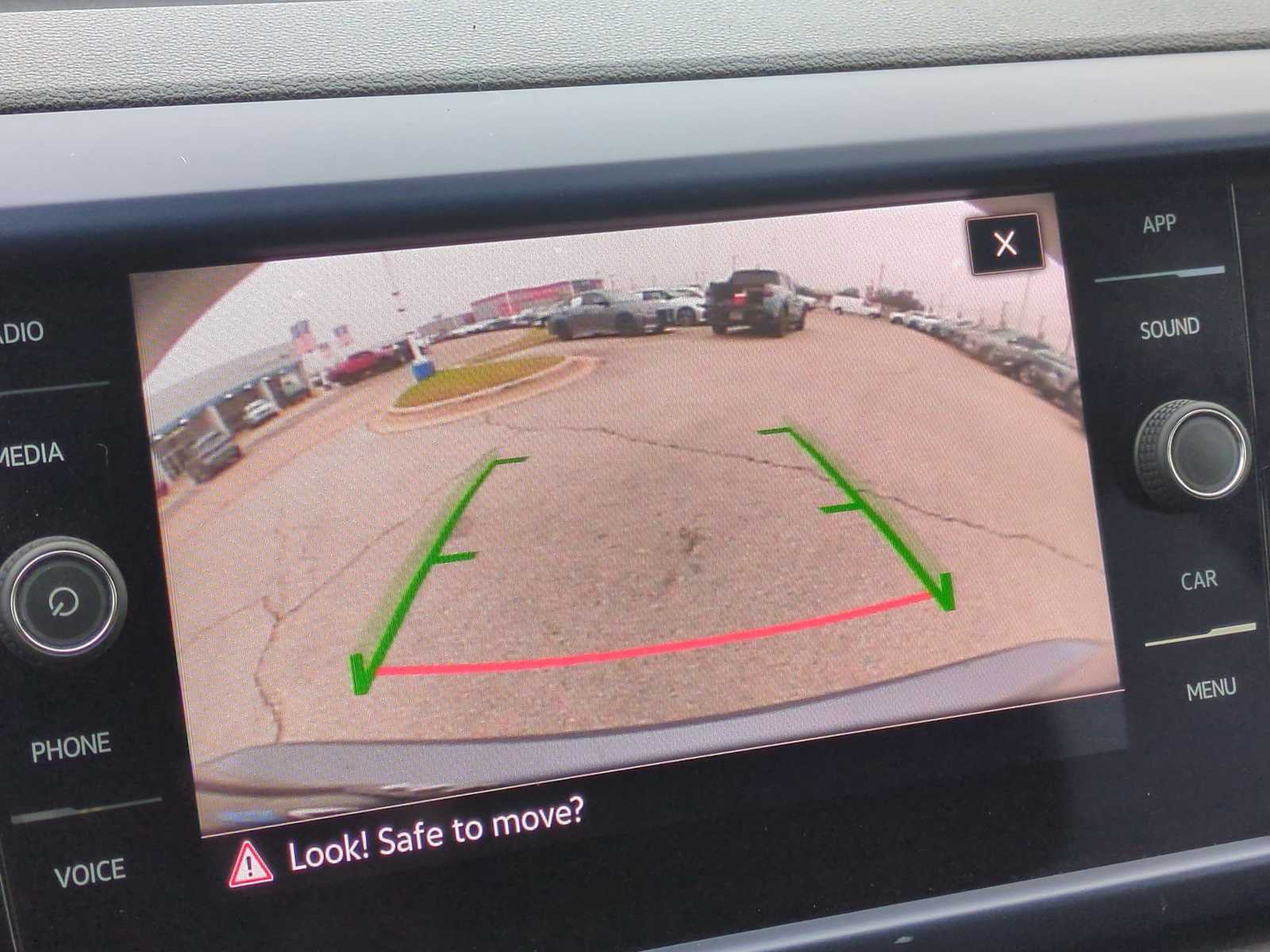 Thumbnail: 2024 Volkswagen Taos - 14