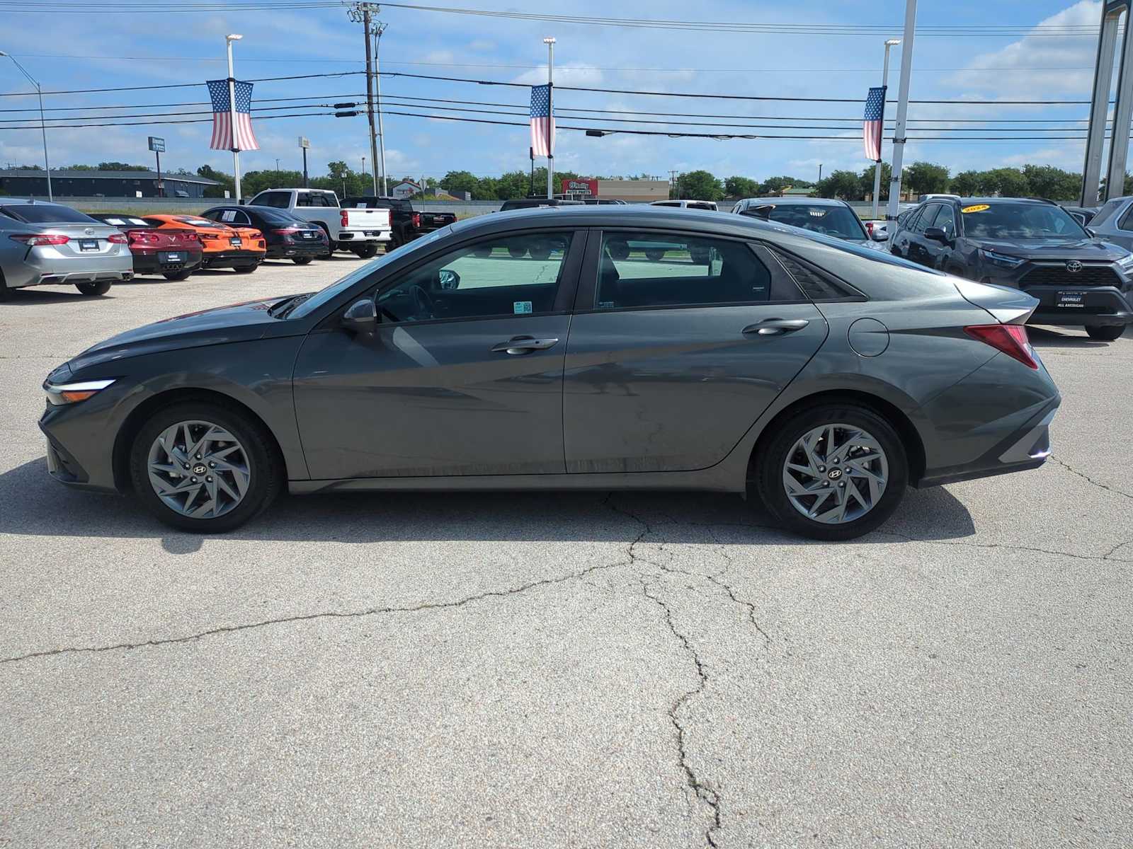 Thumbnail: 2024 Hyundai Elantra - 5