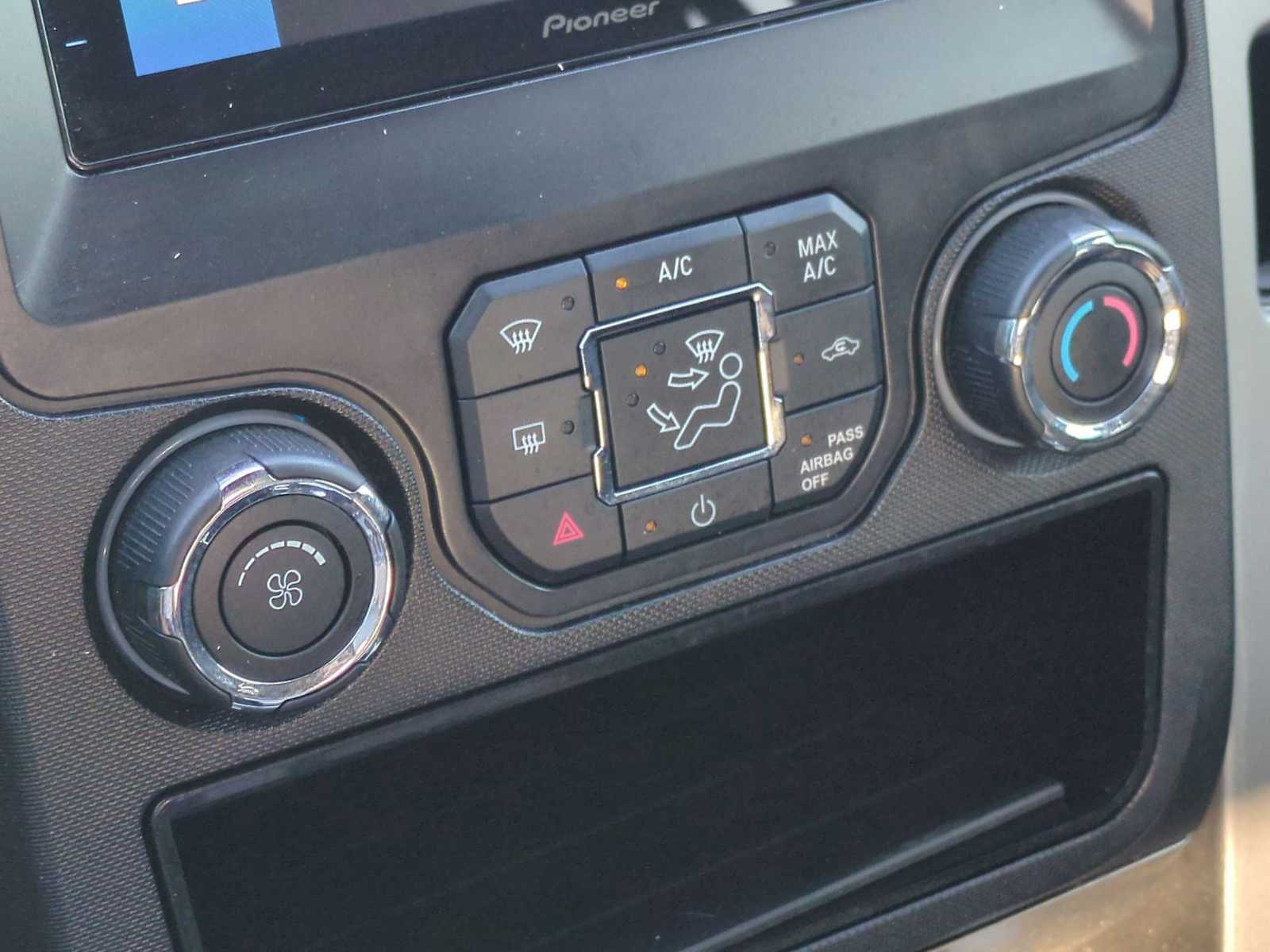 Thumbnail: 2013 Ford F-150 - 16