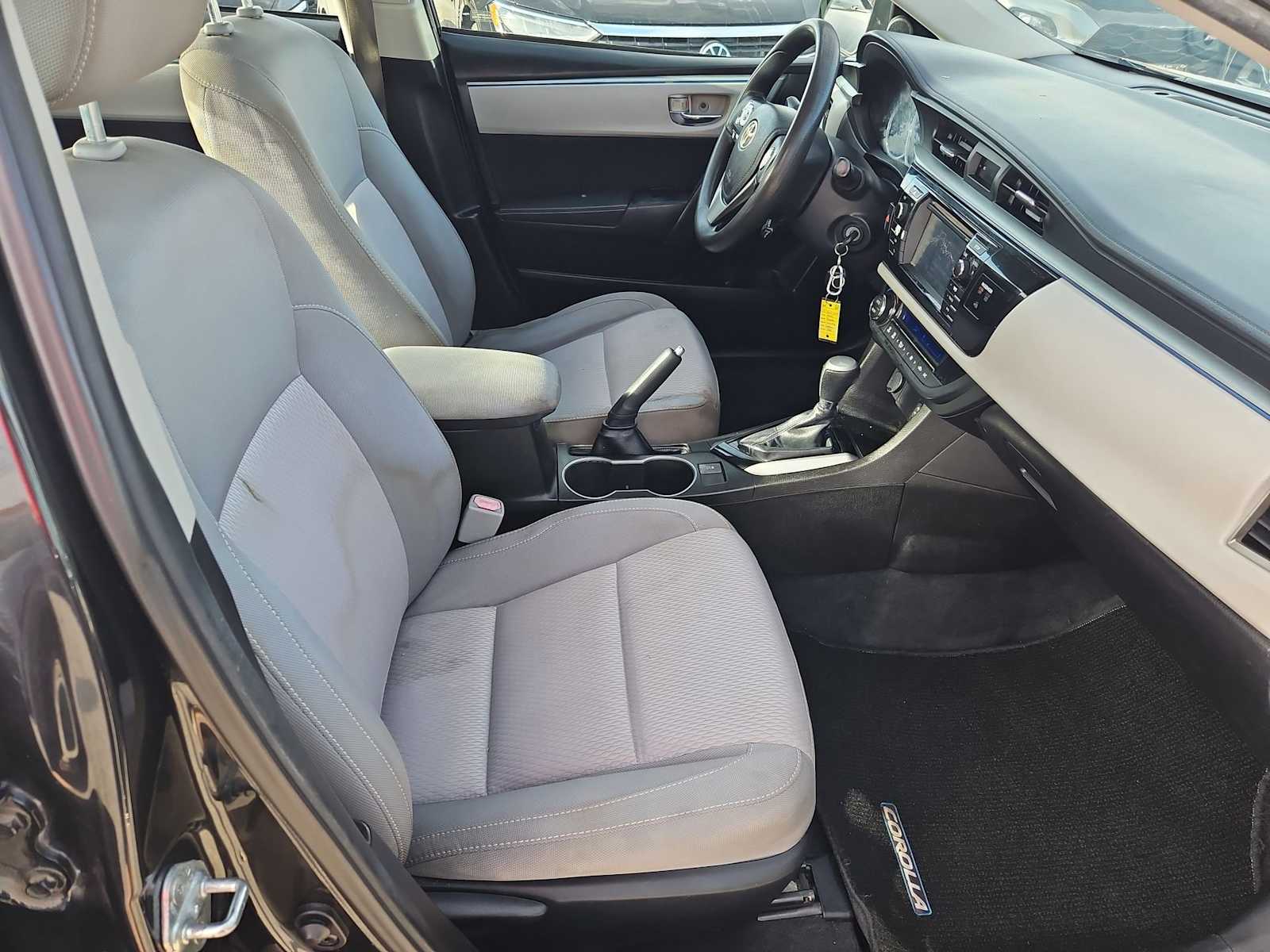 Thumbnail: 2015 Toyota Corolla - 25