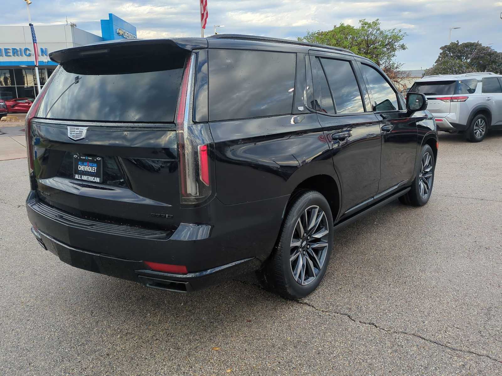 Thumbnail: 2023 Cadillac Escalade - 8