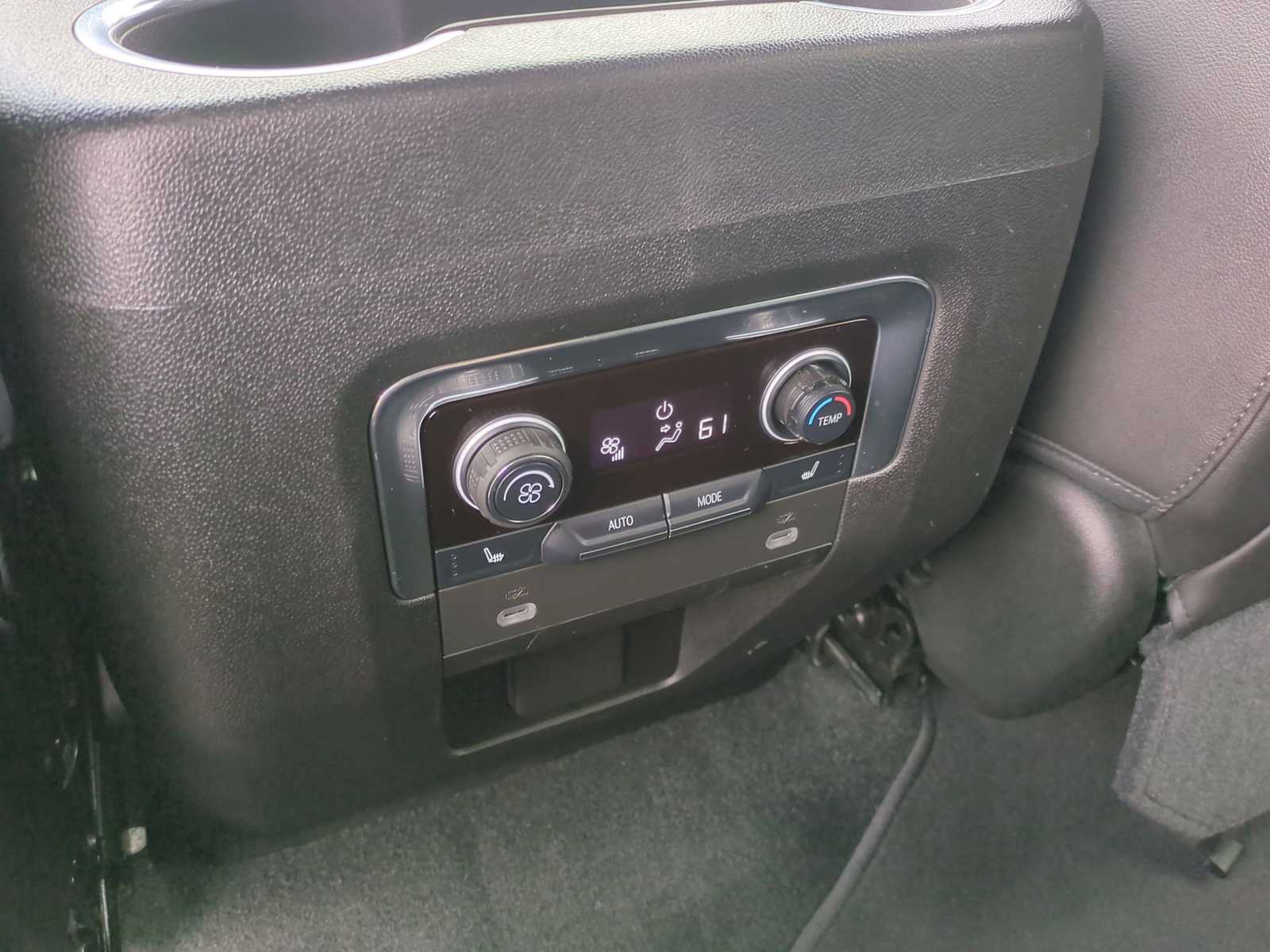 Thumbnail: 2021 Chevrolet Tahoe - 20