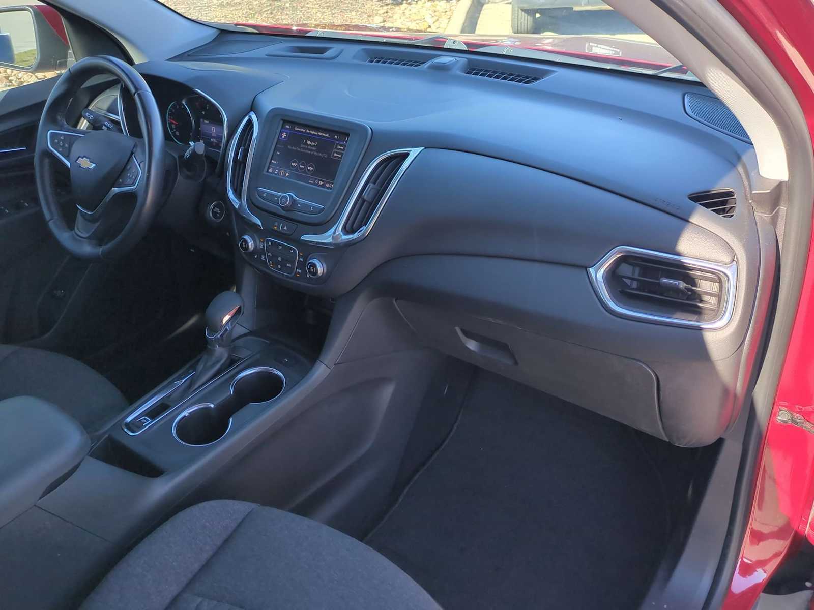 Thumbnail: 2022 Chevrolet Equinox - 29