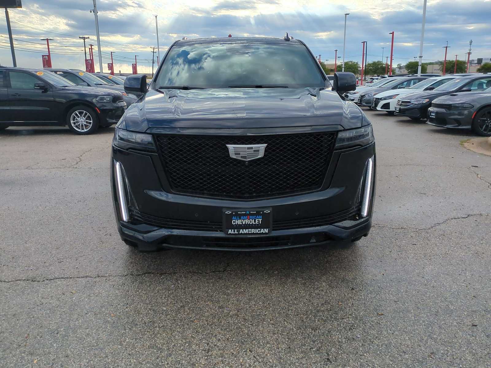 Thumbnail: 2023 Cadillac Escalade - 3