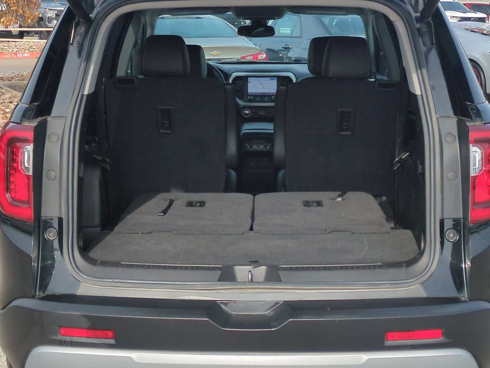 Thumbnail: 2023 GMC Acadia - 26