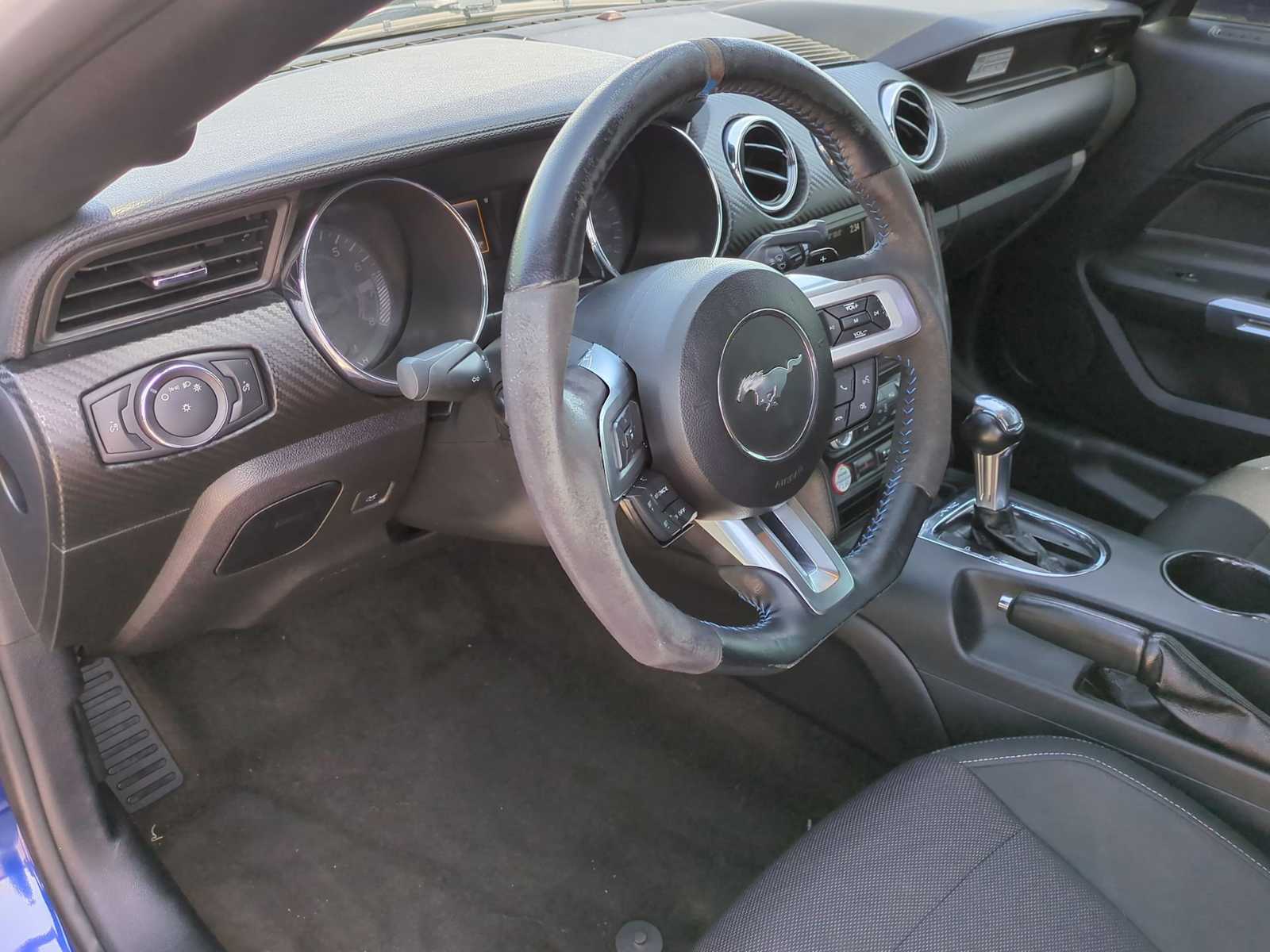Thumbnail: 2016 Ford Mustang - 10