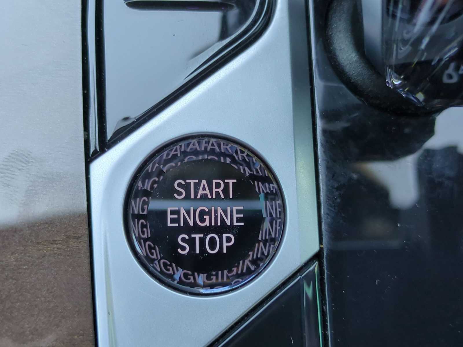 Thumbnail: 2022 BMW X5 - 17